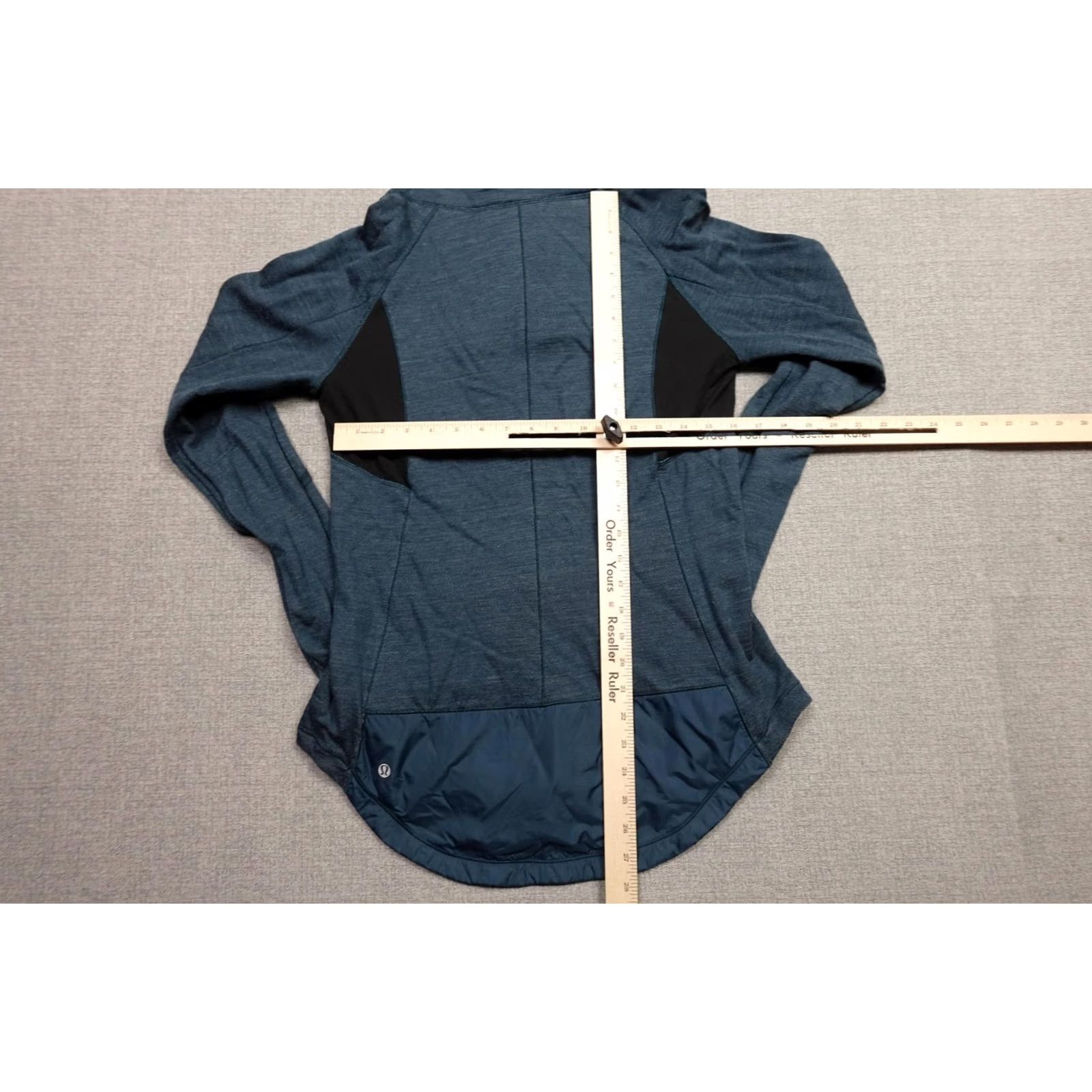 Lululemon VINTAGE? No. Size M / US 6-8 / IT 42-44 - 6 Thumbnail
