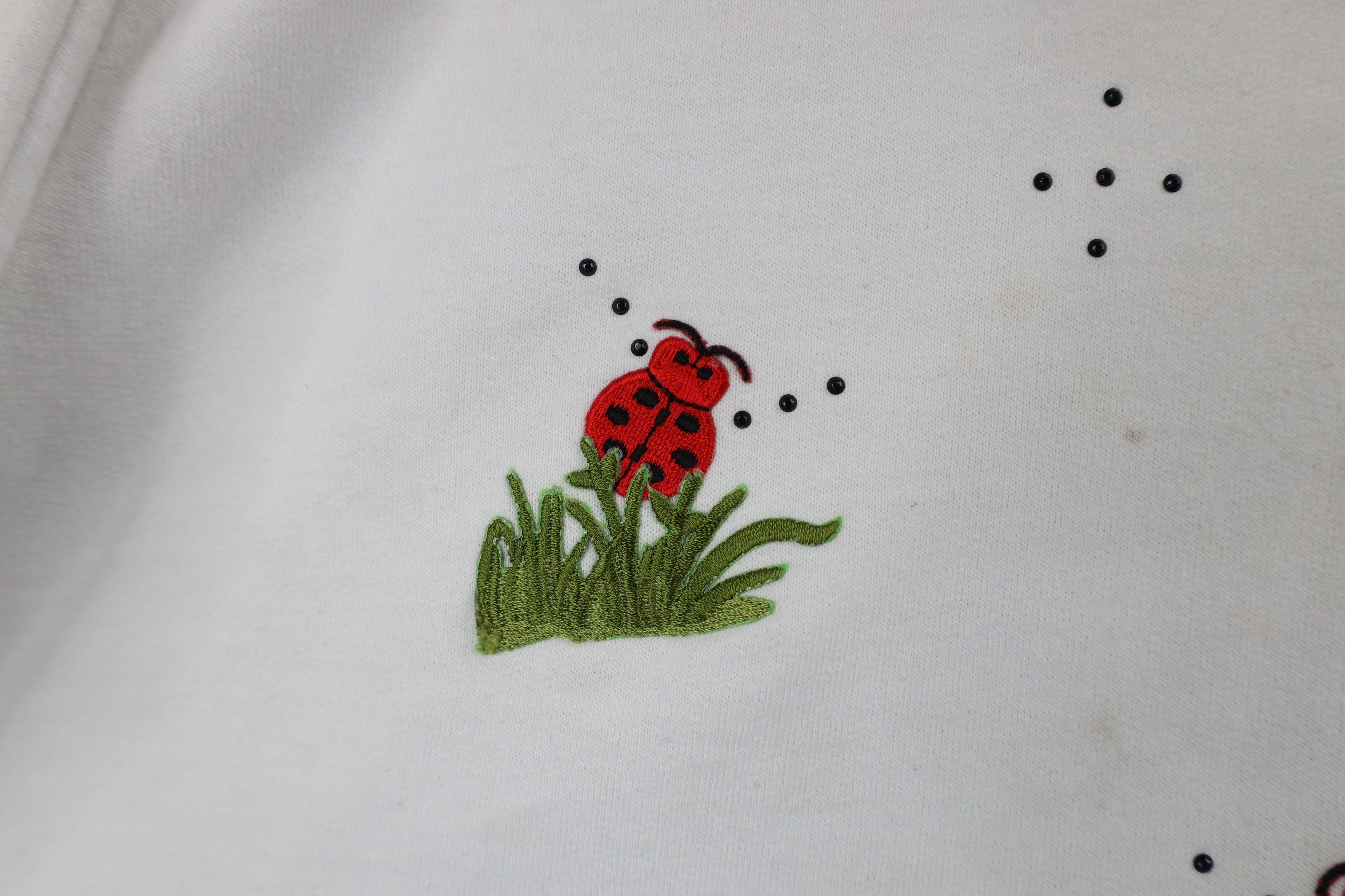 Vintage Vintage 90s Streetwear Nature Ladybug Sweatshirt White Size XXL / US 16-18 / IT 52-54 - 4 Thumbnail