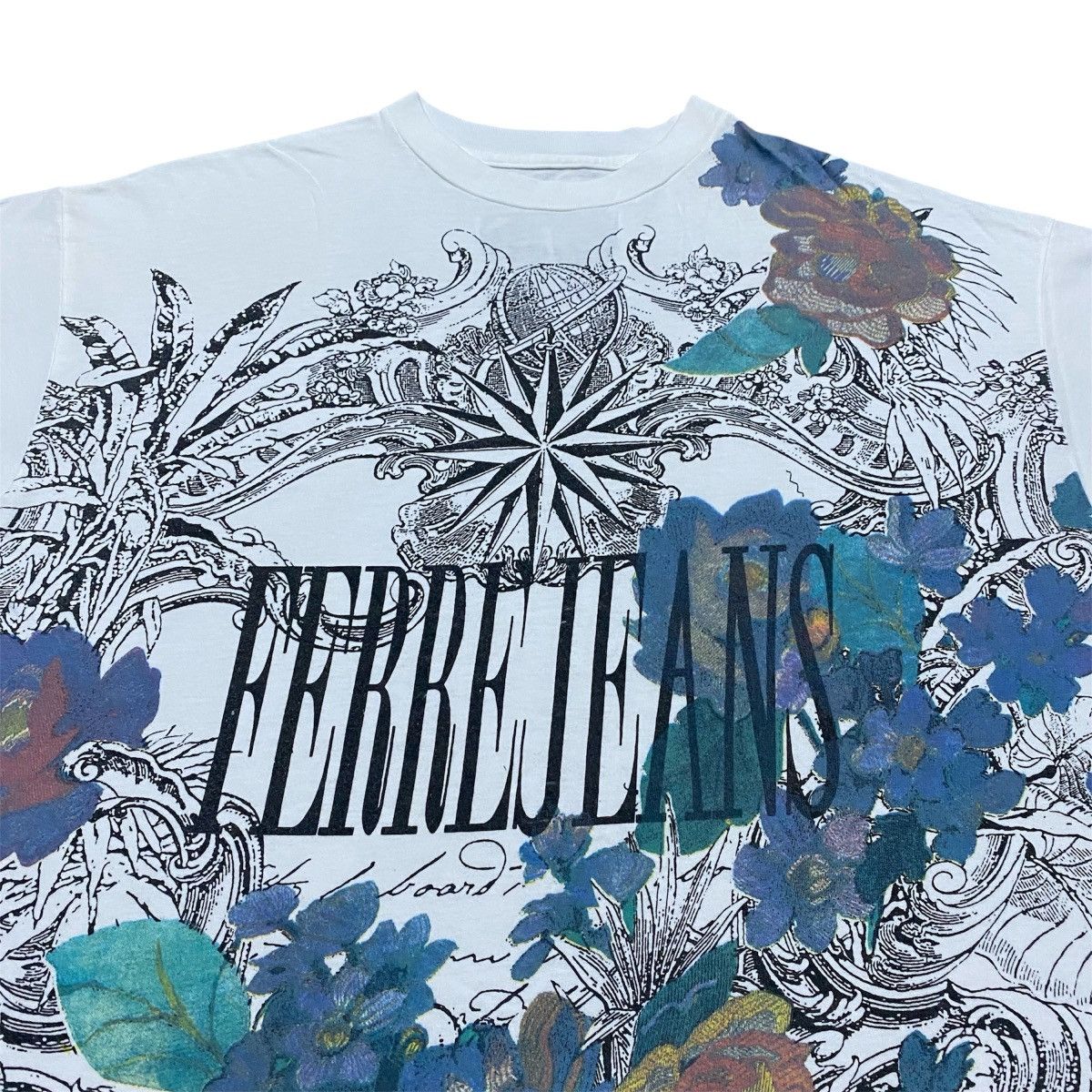 Vintage Rare‼️🔥Vintage Ferre Jeans Over Print Flower T-Shirt Size US M / EU 48-50 / 2 - 3 Thumbnail