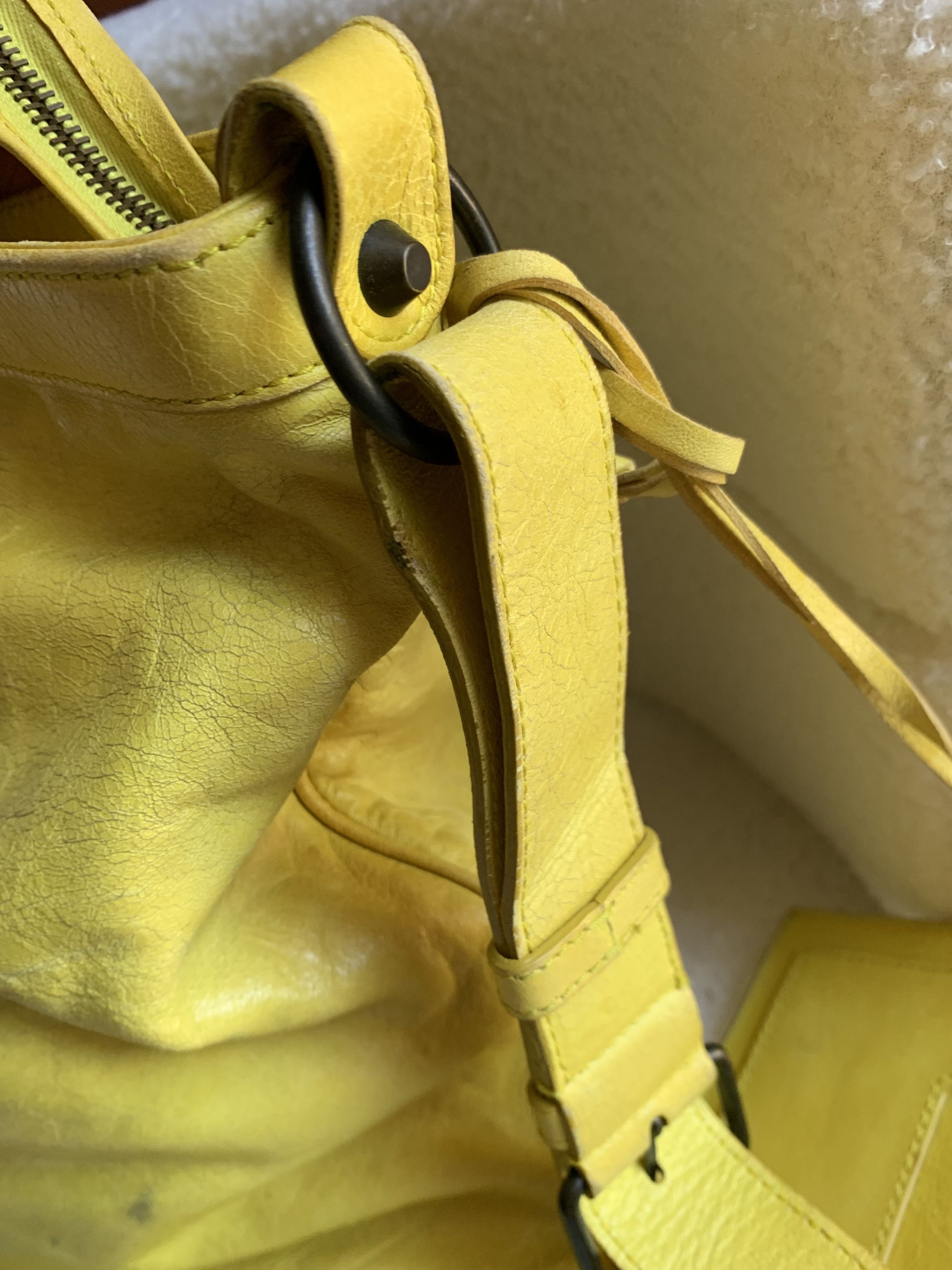 Balenciaga Authentic Balenciaga city Messenger Crossbody Bag Size ONE SIZE - 5 Thumbnail
