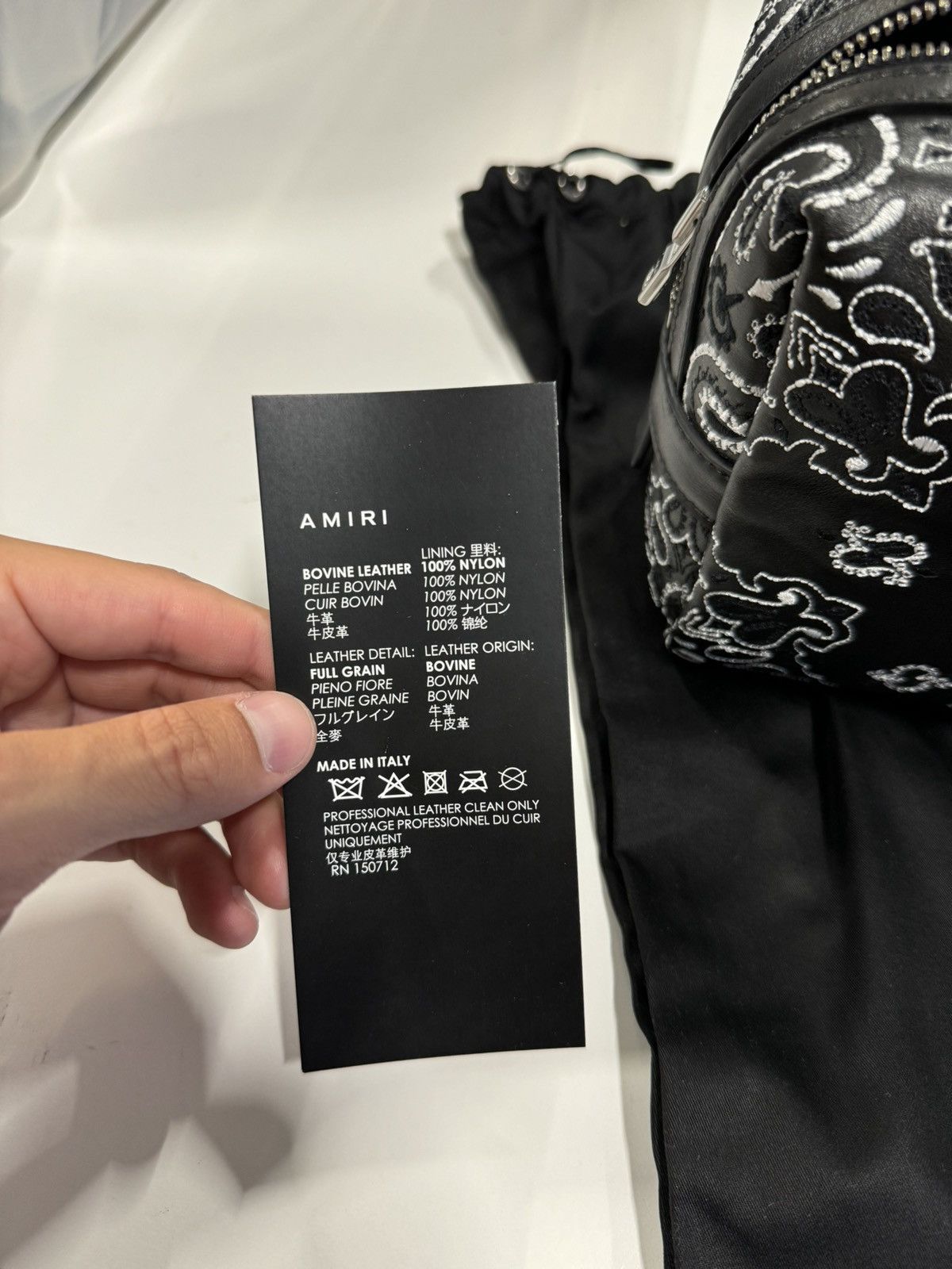Amiri Amiri Bandana Toiletry Bag NEW 1250$ Size ONE SIZE - 8 Thumbnail