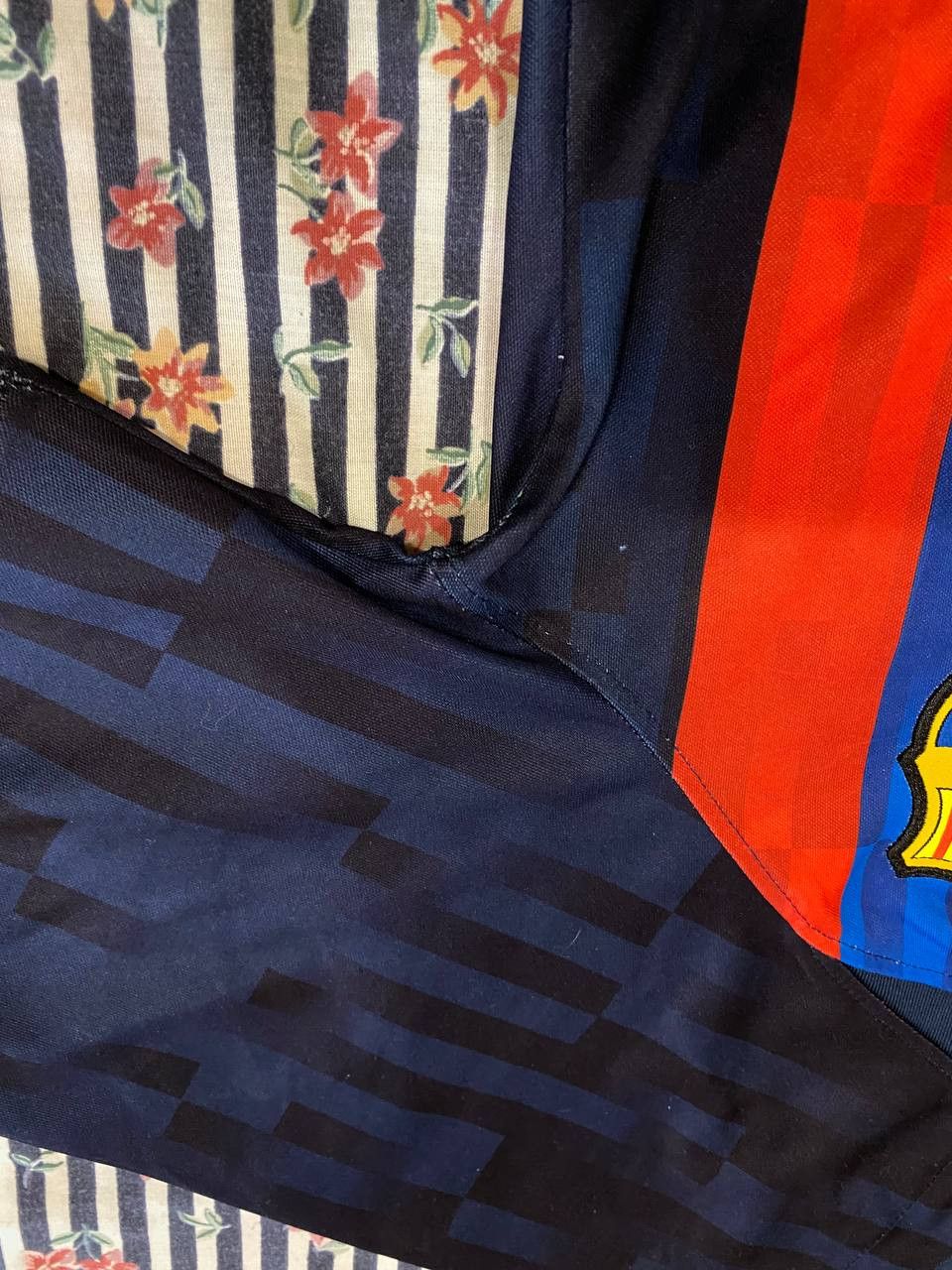 Nike Nike FC Barcelona 2022-2023 Football Training Jersey Size S Size US S / EU 44-46 / 1 - 10 Thumbnail