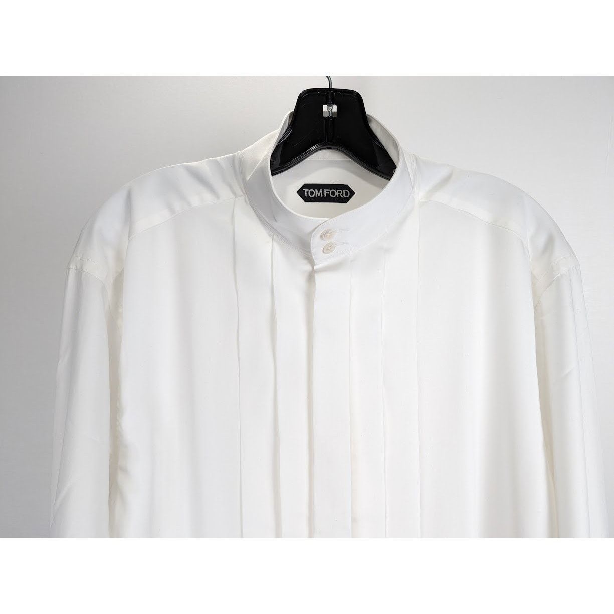 Tom Ford o1rshd1 Button Shirt in White Size US S / EU 44-46 / 1 - 5 Thumbnail