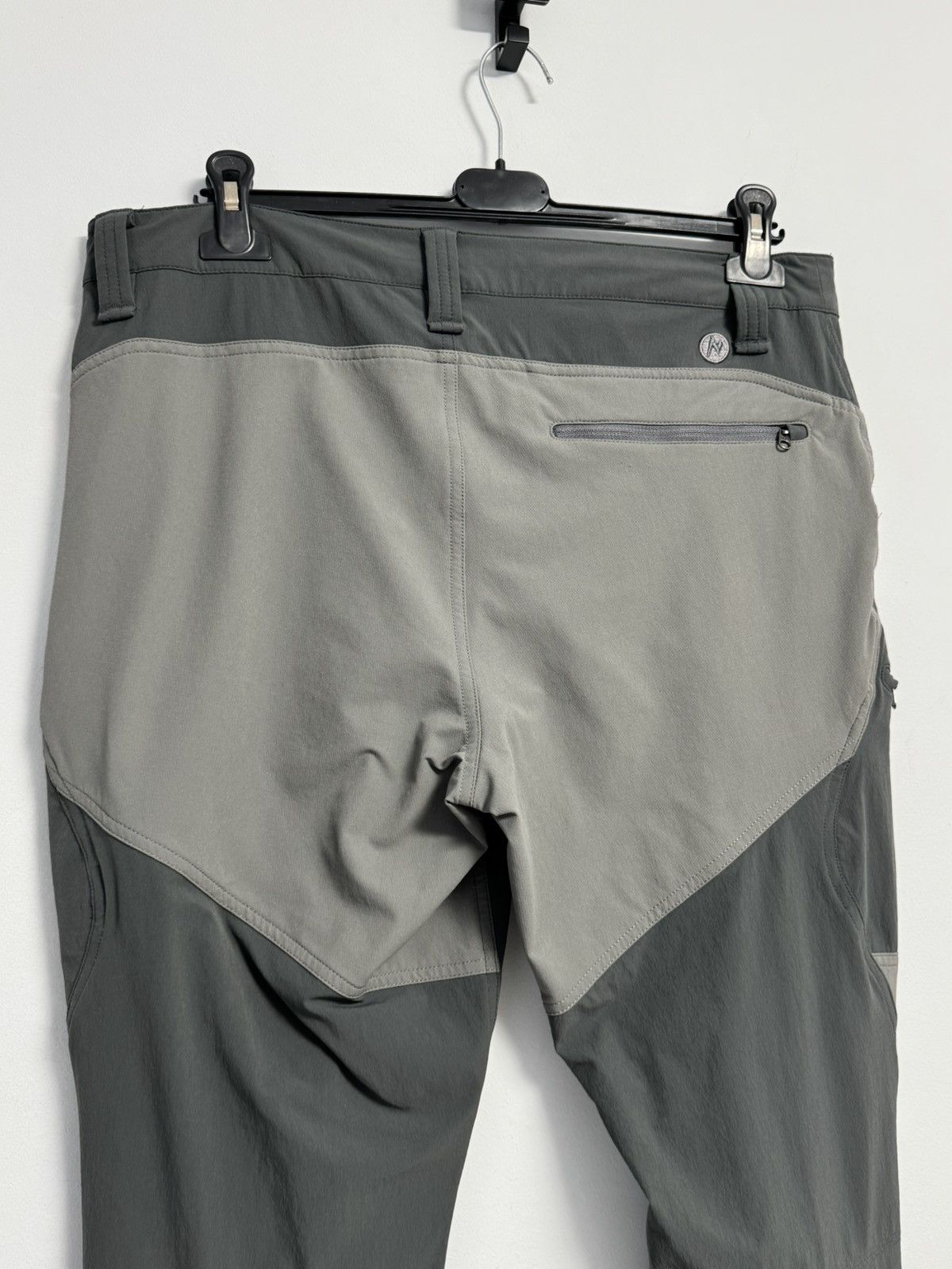 Marmot Marmot Softshell Hiking Pants Two-Tone Stretch Outdoor Zip Size US 34 / EU 50 - 12 Thumbnail