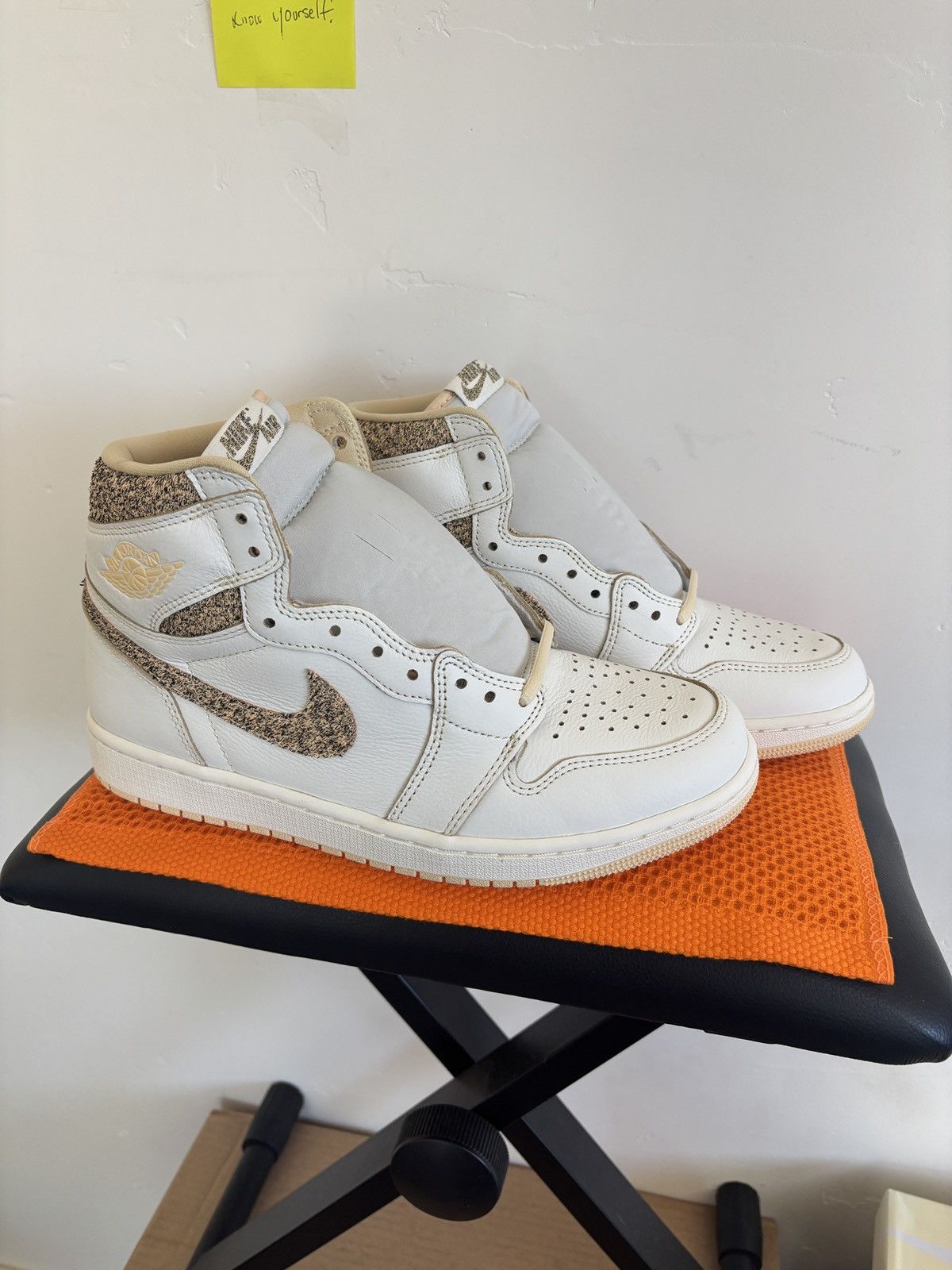 Jordan Brand Jordan 1 High Craft Vibrations of Naija Size US 9 / EU 42 - 1 Thumbnail