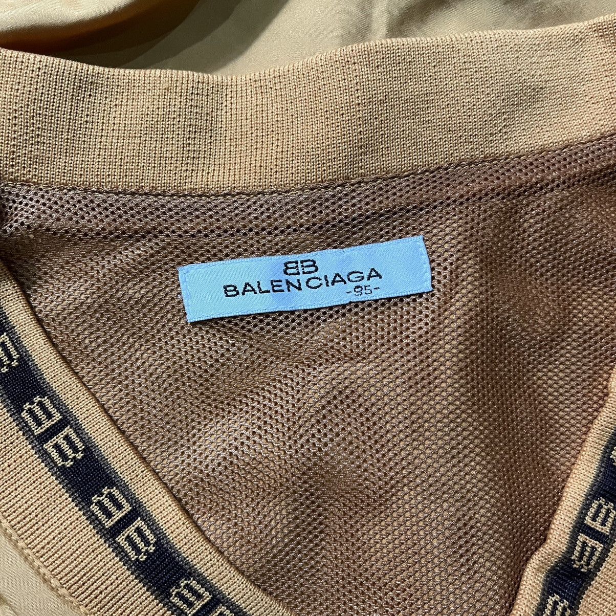 Balenciaga × Vintage Vintage Balenciaga Vneck Logo Vest Size US L / EU 52-54 / 3 - 7 Thumbnail