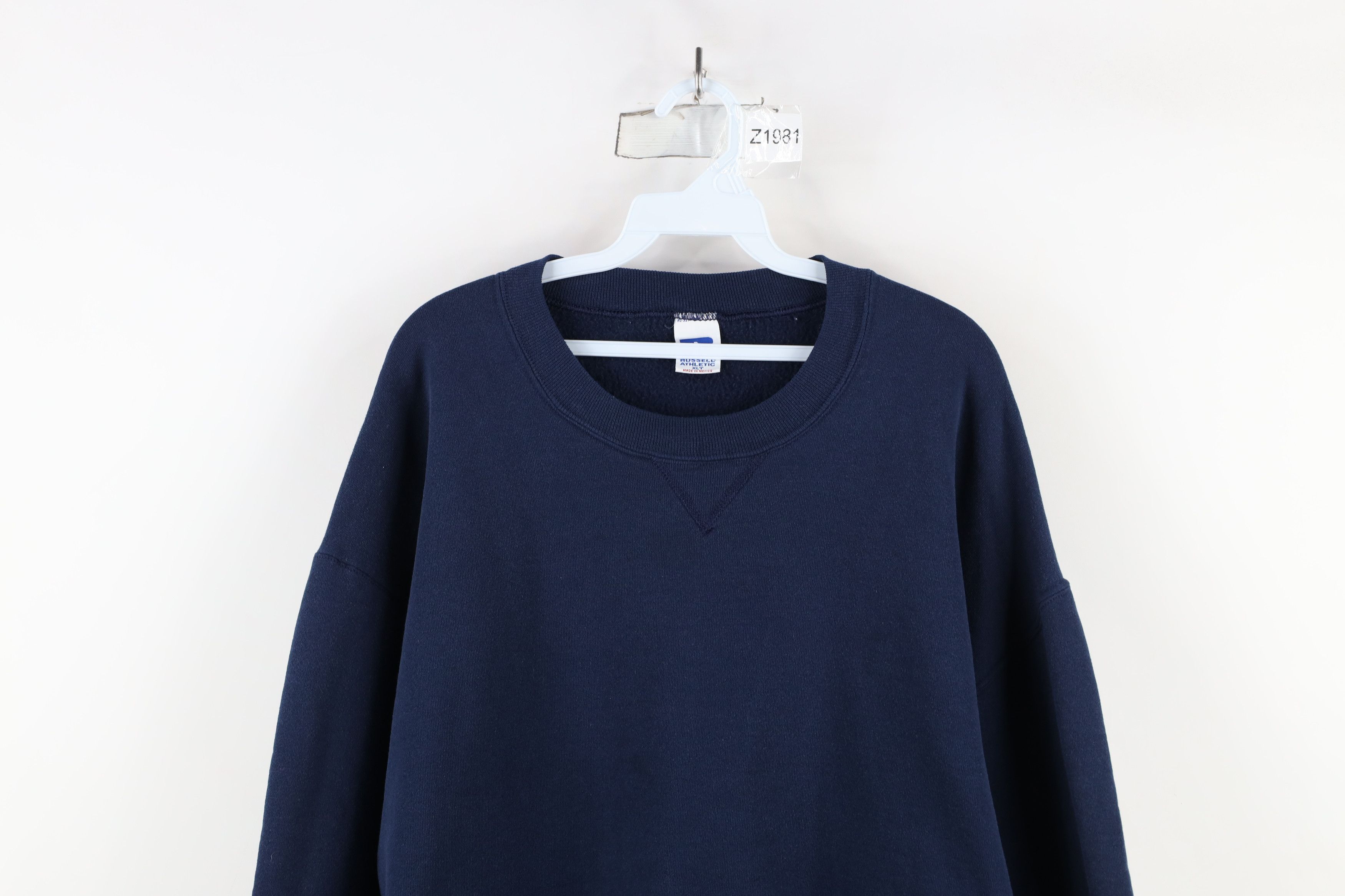 Russell Athletic × Vintage Vintage 90s Russell Athletic Blank Crewneck Sweatshirt Blue Size US XL / EU 56 / 4 - 2 Thumbnail