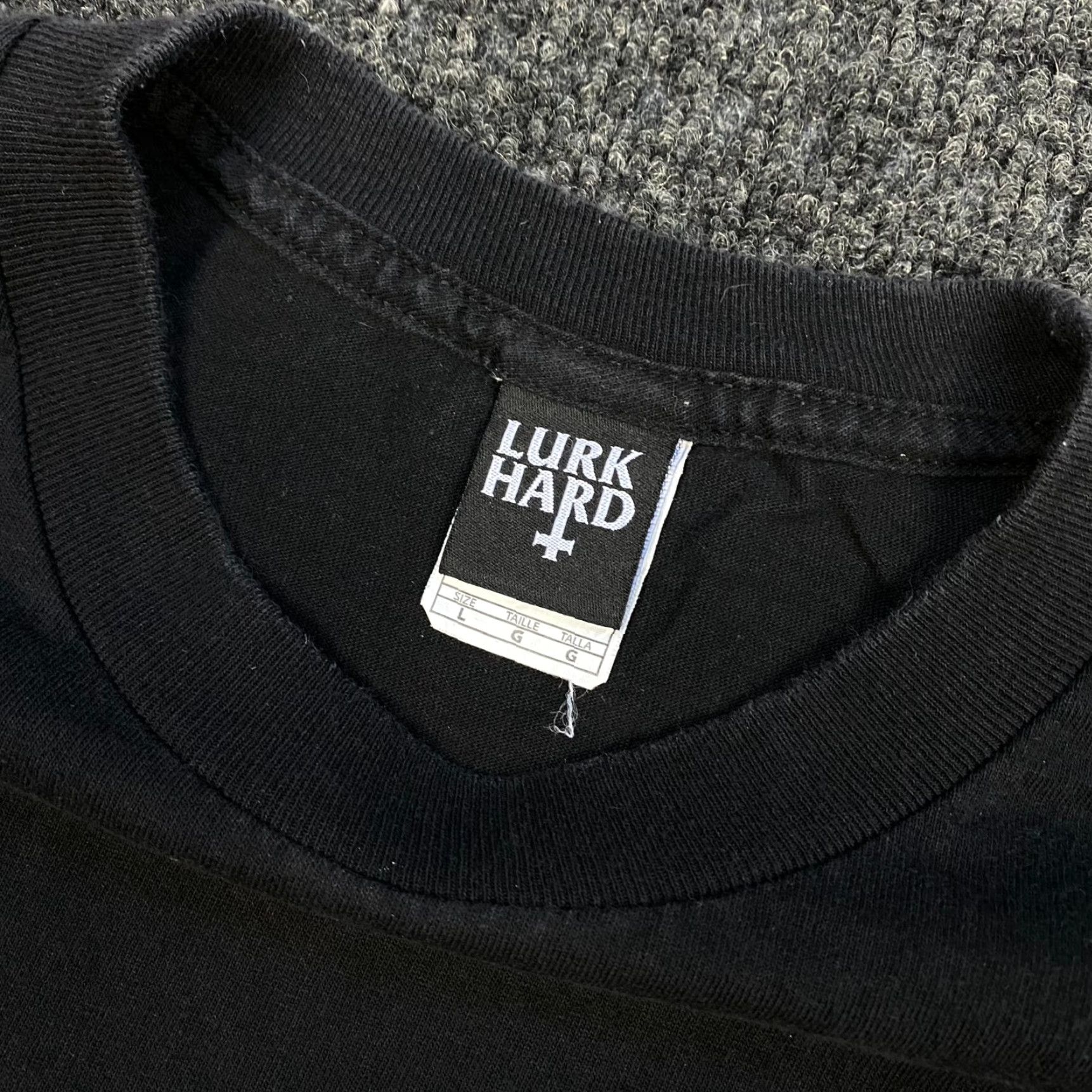 Vintage Lurk Hard T-Shirt Camouflage Black Pocket Mens Large Short Sleeve Crew Neck 90s American Sports All Seasons Pockets Fast Shipping Size US L / EU 52-54 / 3 - 3 Thumbnail