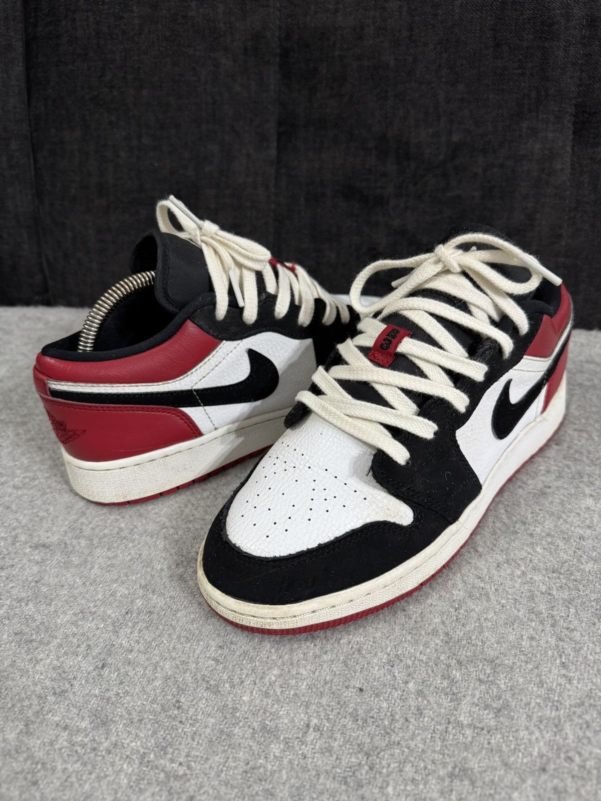 Nike Air Jordan 1 Low Black Toe Red White size 39 sneakers