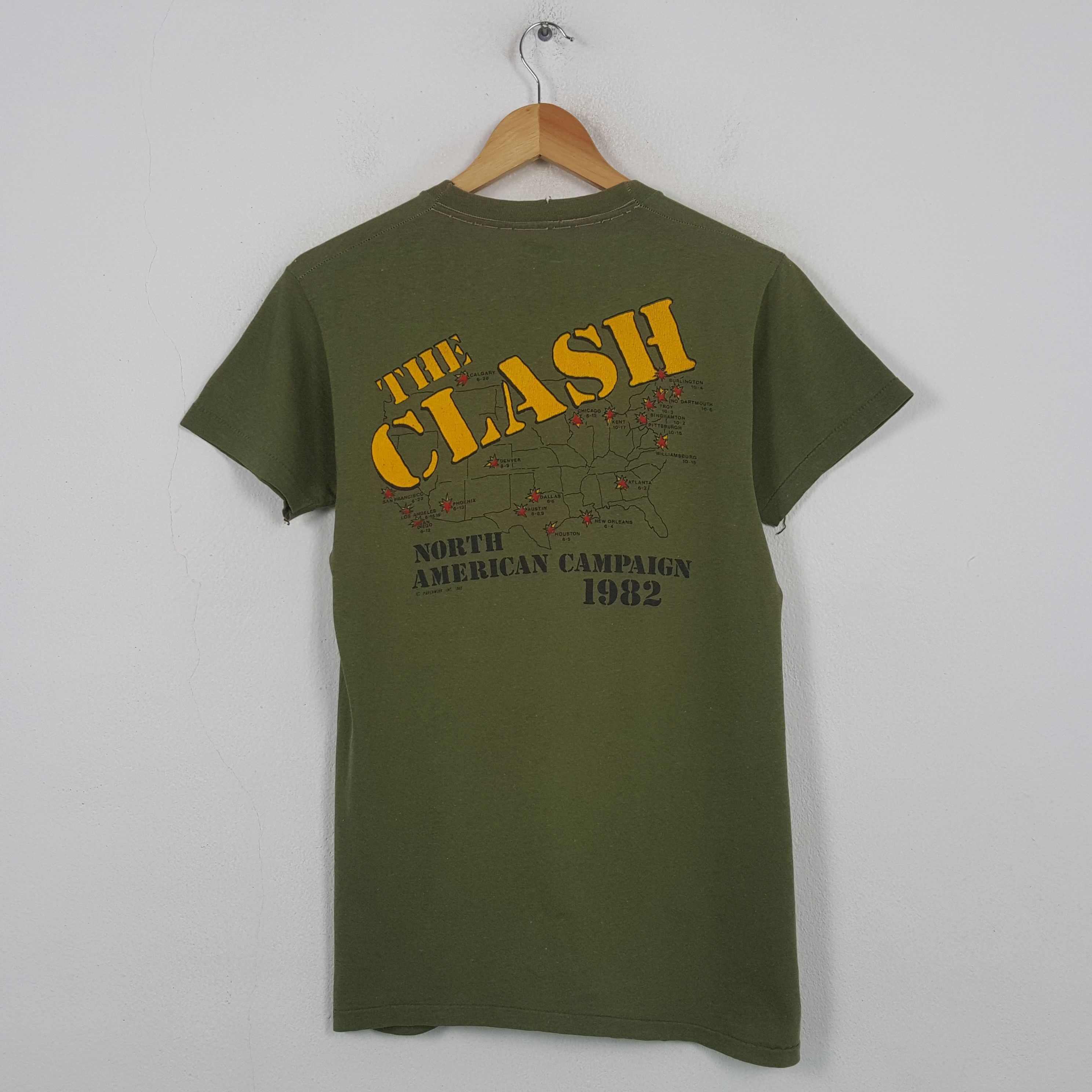 Band Tees Vintage 80's The Clash English Rock Band T-shirt 32 Size US S / EU 44-46 / 1 - 1 Thumbnail