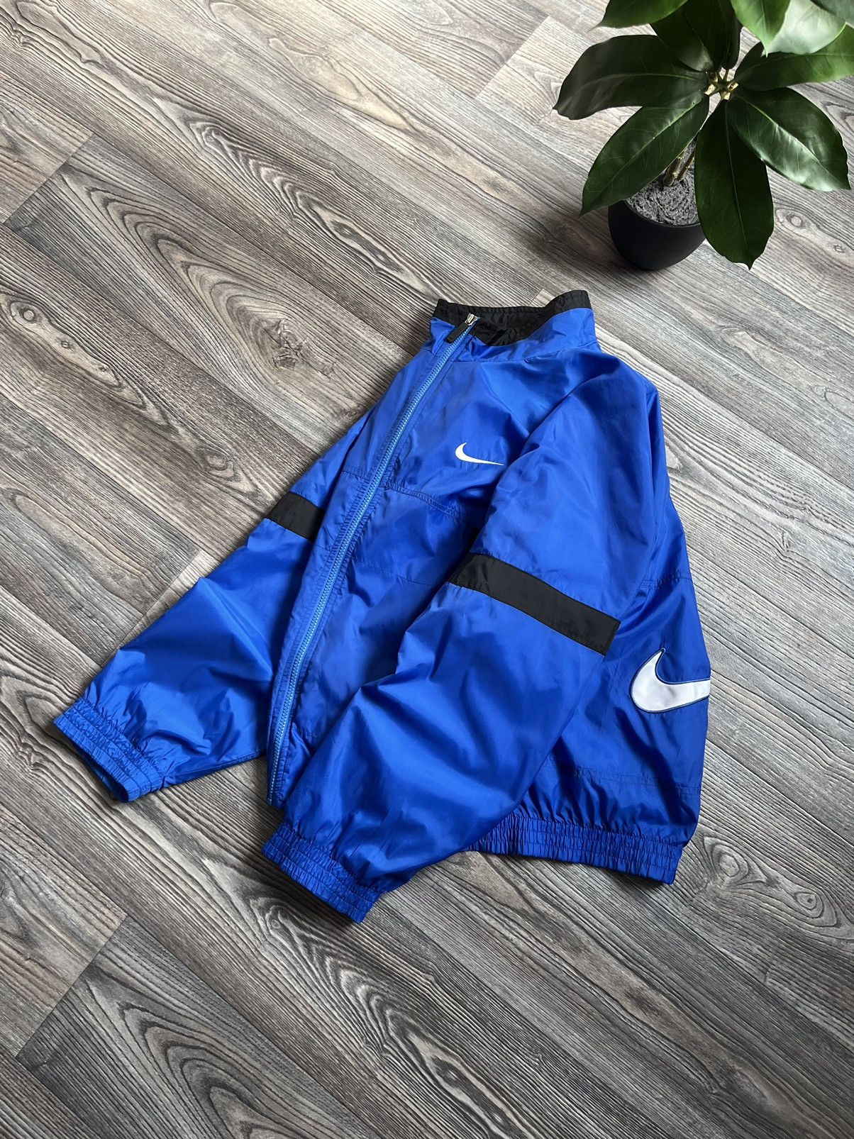 Nike NIKE NYLON VINTAGE BIG SWOOSH ZIP JACKET 90’S | Grailed