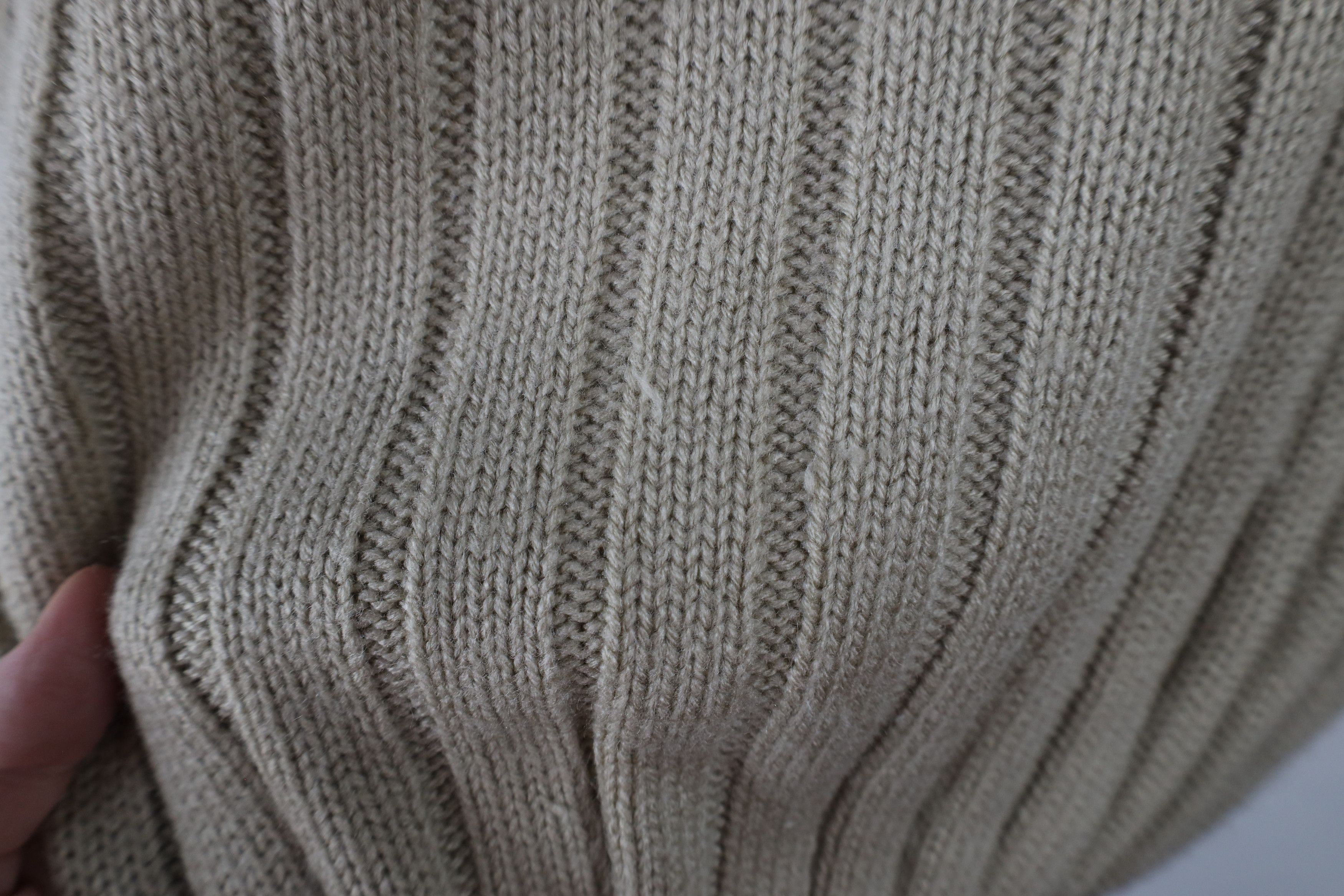 Vintage Vintage 90s Streetwear Chunky Cable Knit Sweater Vest Beige Size L / US 10 / IT 46 - 5 Thumbnail