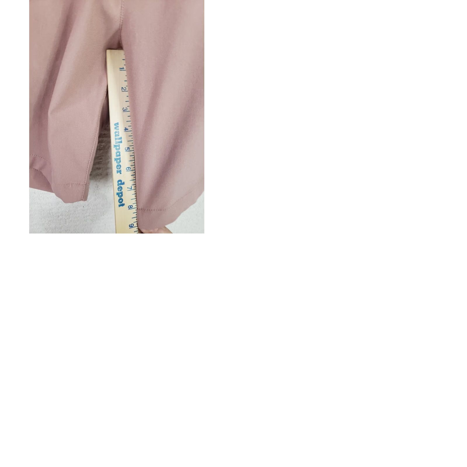 Lands' End Lands End Shorts Men's 35x9 Traditional Pink Stretch Flat Front 5 Pocket Size US 35 - 10 Thumbnail