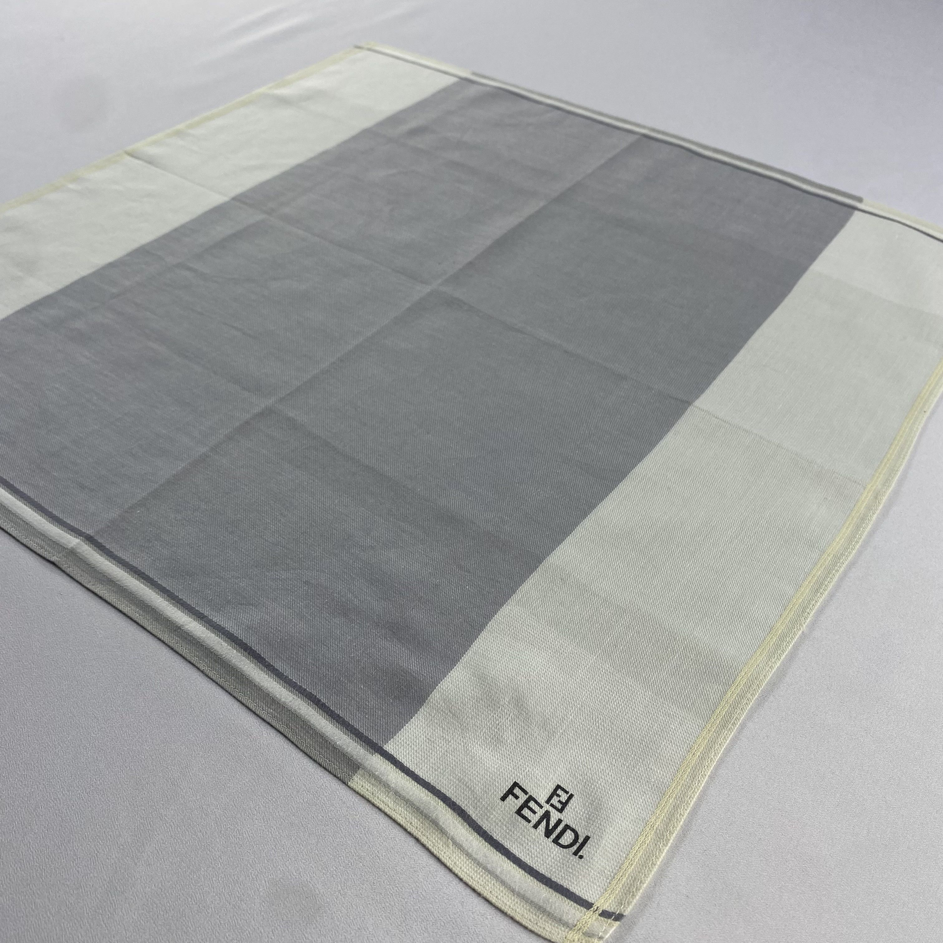 Vintage Fendi Handkerchief / Neckerchief / Bandana-P806 Size ONE SIZE - 2 Thumbnail