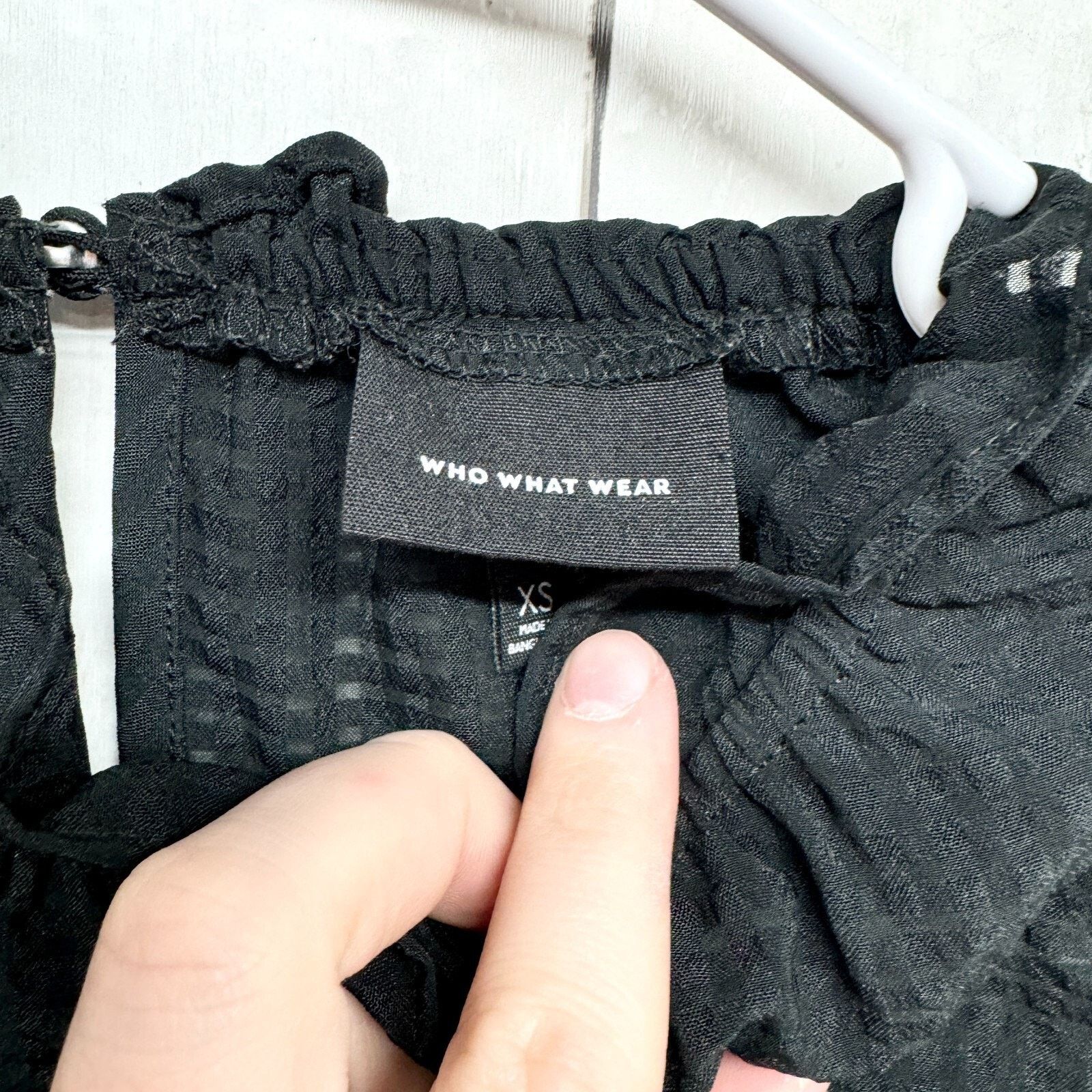 Other Who What Wear Blouse Size XS Mock Neck Sleeveless Black Tank Size XS / US 0-2 / IT 36-38 - 2 Thumbnail