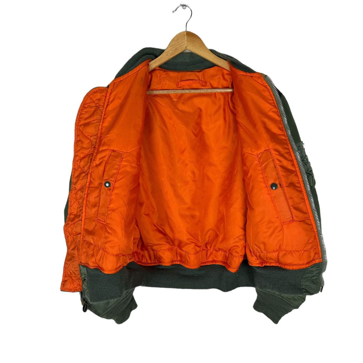 Alpha Industries 🌟ALPHA INDUSTRIES MA-1 FLYERS BOMBER STUD RIOT JACKET Size US L / EU 52-54 / 3 - 10 Thumbnail