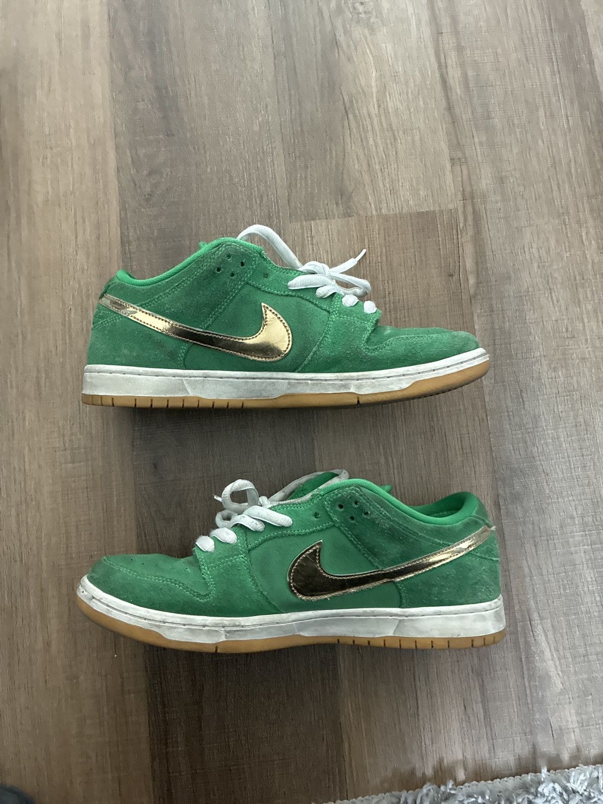Nike SB Nike dunk low sb st patricks Size US 11 / EU 44 - 2 Thumbnail