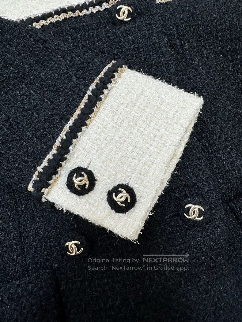 Chanel Chanel 20A black and white colour block long-sleeved braid Size XS / US 0-2 / IT 36-38 - 6 Thumbnail