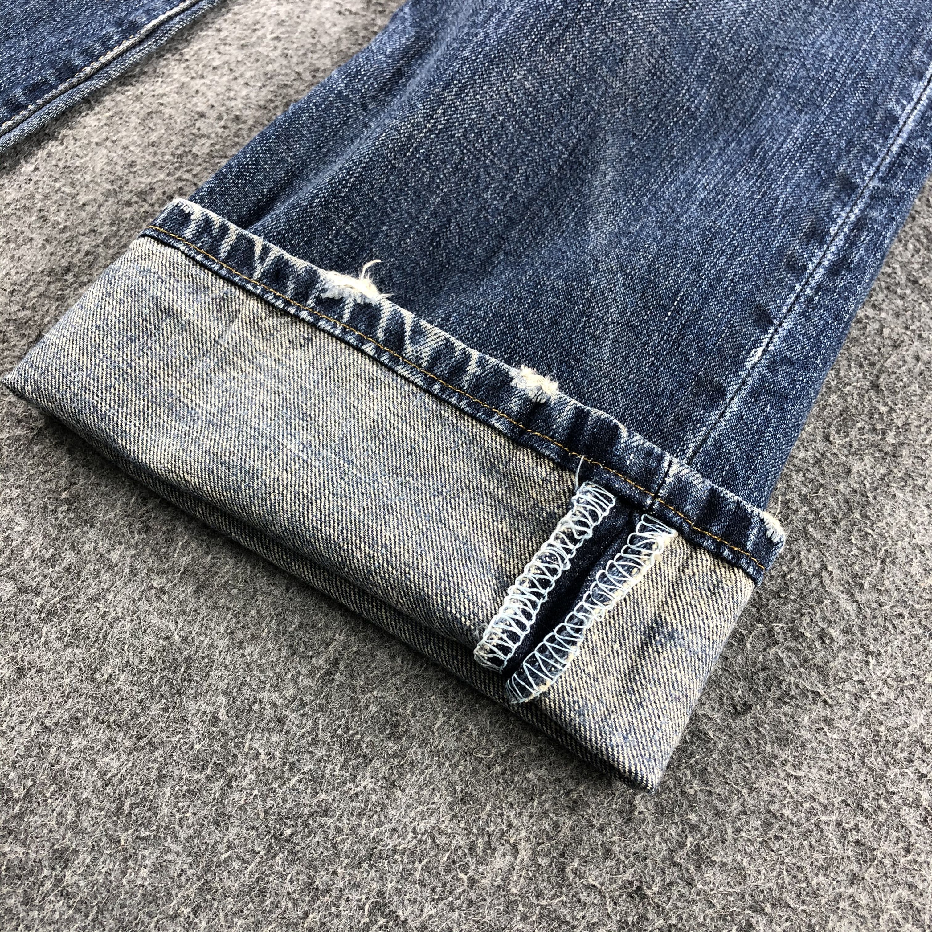Levi's × Vintage Vintage 90s Light Wash Levis 501 Jeans-JM895 Size US 31 - 7 Thumbnail