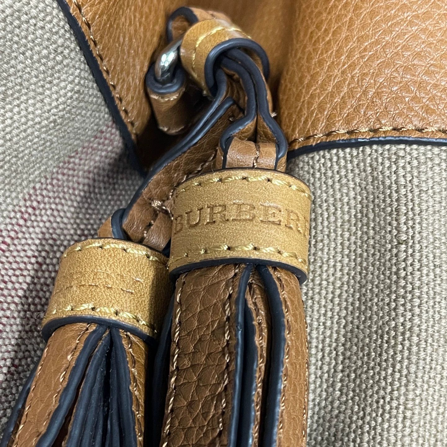 Burberry Pre-owned Burberry Bucket Bag Size ONE SIZE - 6 Thumbnail