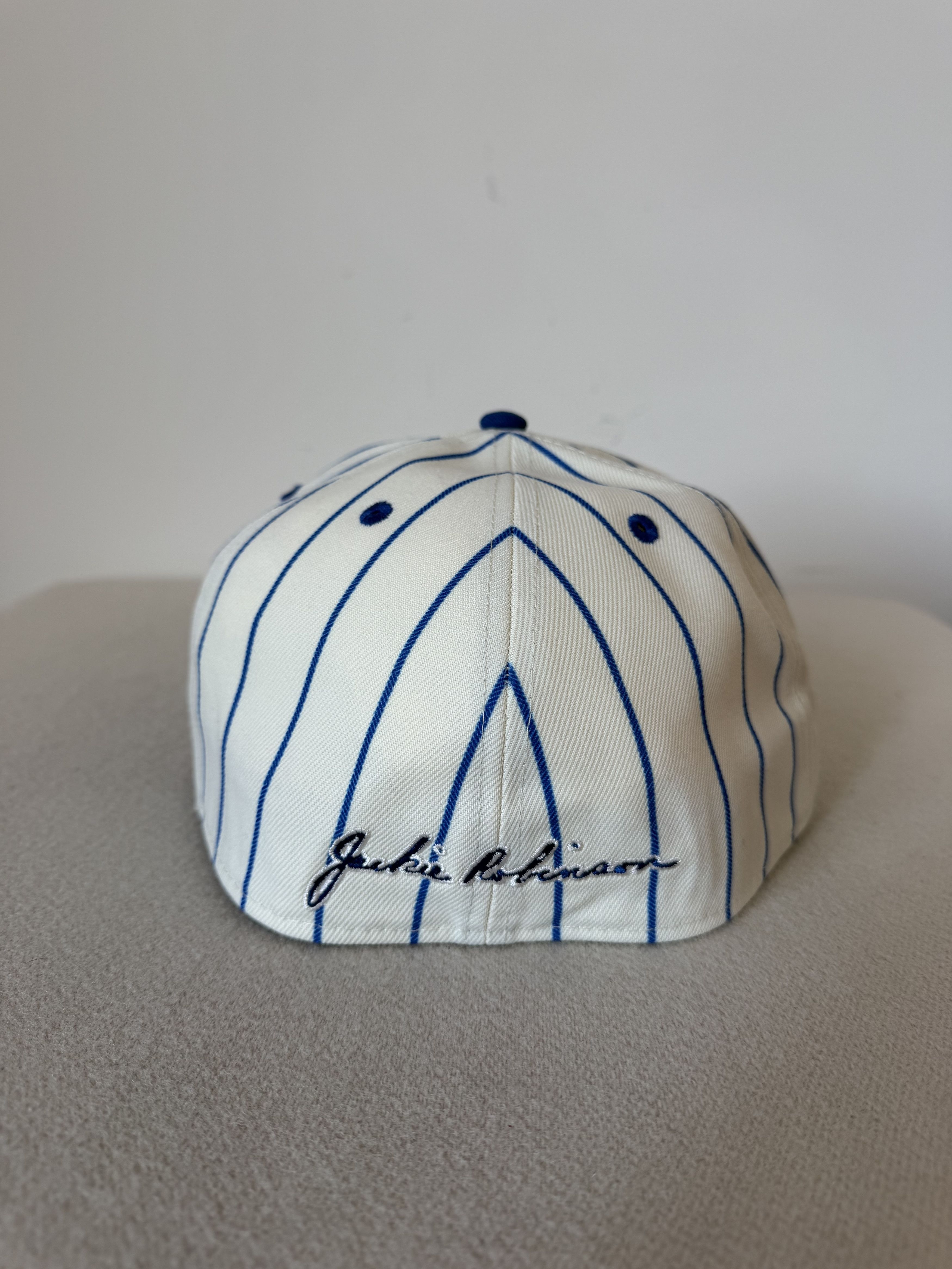 New Era 7 5/8 Ebbets Field Flannels Jackie Robinson 42 Signature Hat Size ONE SIZE - 4 Thumbnail