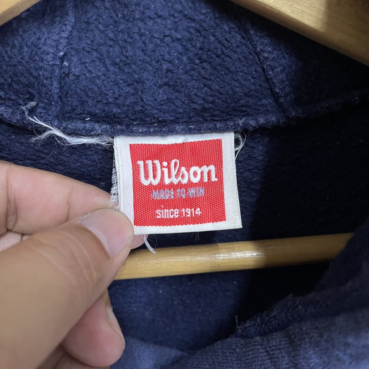 Japanese Brand Vintage 90s Wilson Chicago Usa Big Logo Crewneck Hoodie Size US L / EU 52-54 / 3 - 8 Thumbnail
