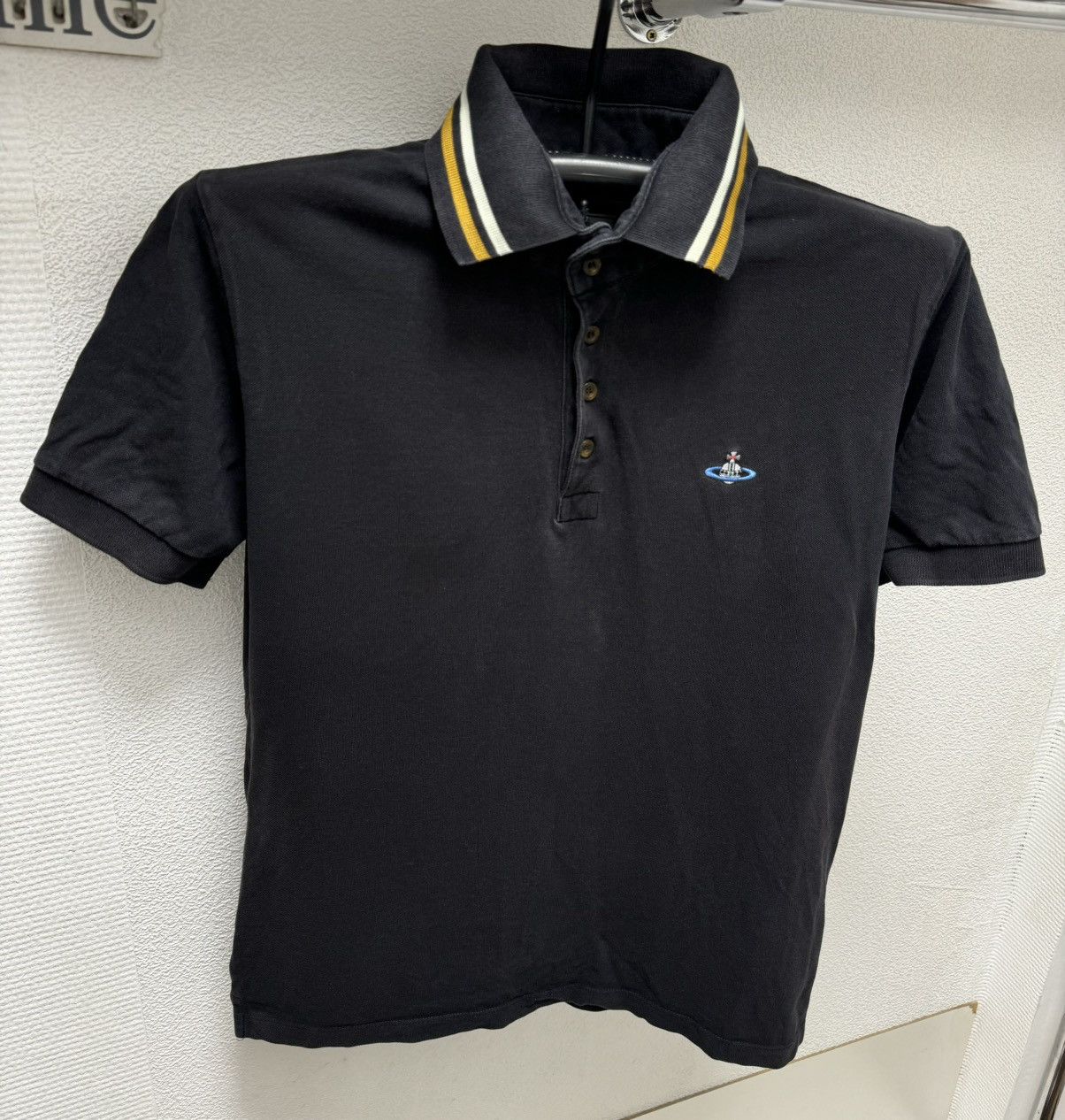 Vivienne Westwood Vivienne westwood black polo L sz VV Size US L / EU 52-54 / 3 - 1 Thumbnail