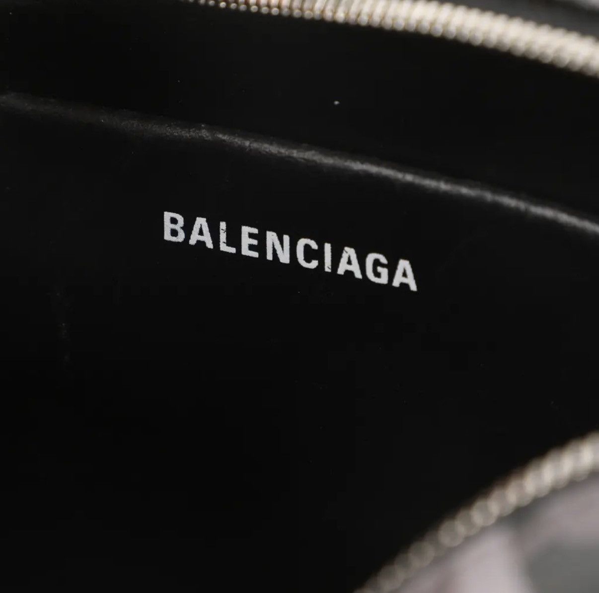 Balenciaga BALENCIAGA EVERYDAY CAMERA CROSSBODY BAG Size ONE SIZE - 2 Thumbnail