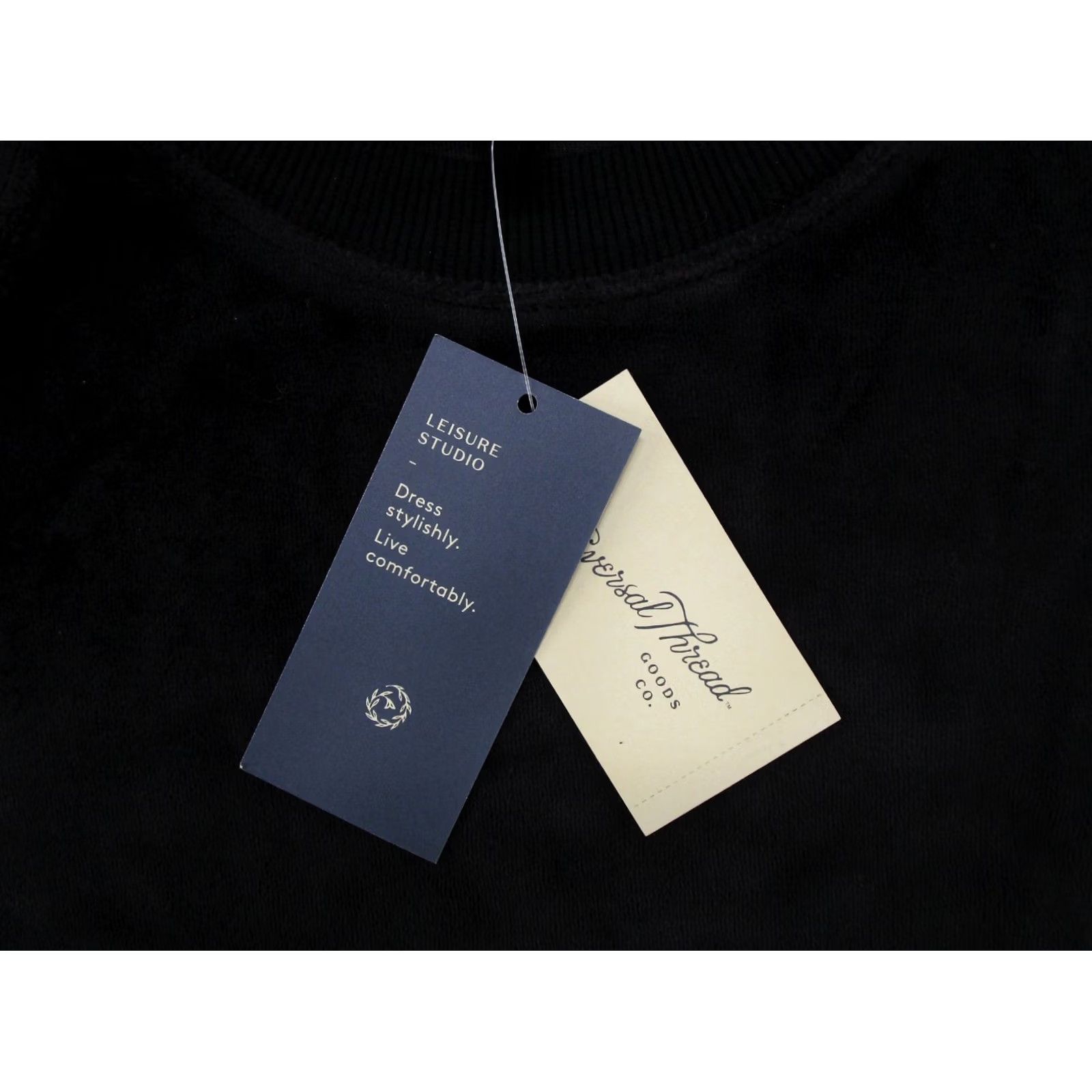Vintage Universal Thread Black Velour Crewneck Pullover Long Sleeve XL Womens Sweatshirt - Regular Fit, Velvet, Velour, Black, University Theme, 90s? (No) Size XL / US 12-14 / IT 48-50 - 2 Thumbnail