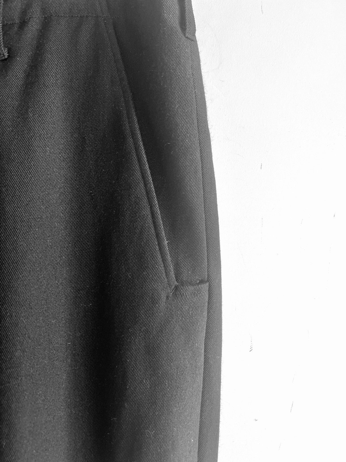 Yohji Yamamoto Yohji Yamamoto Pour Homme - ARMY WOOLBACK LOOP TAB PANT Size US 30 / EU 46 - 11 Thumbnail