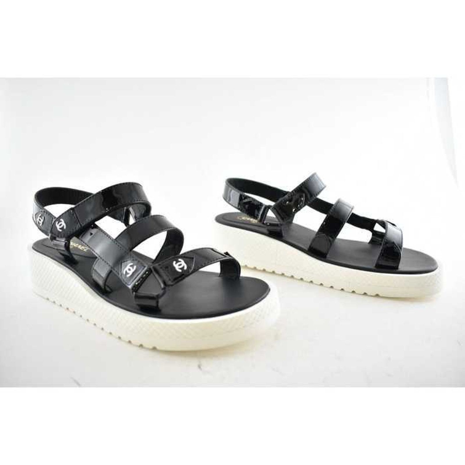 Chanel Chanel 20C Black Patent White CC Logo Mule Slide Strap Size US 10.5 / IT 40.5 - 10 Thumbnail
