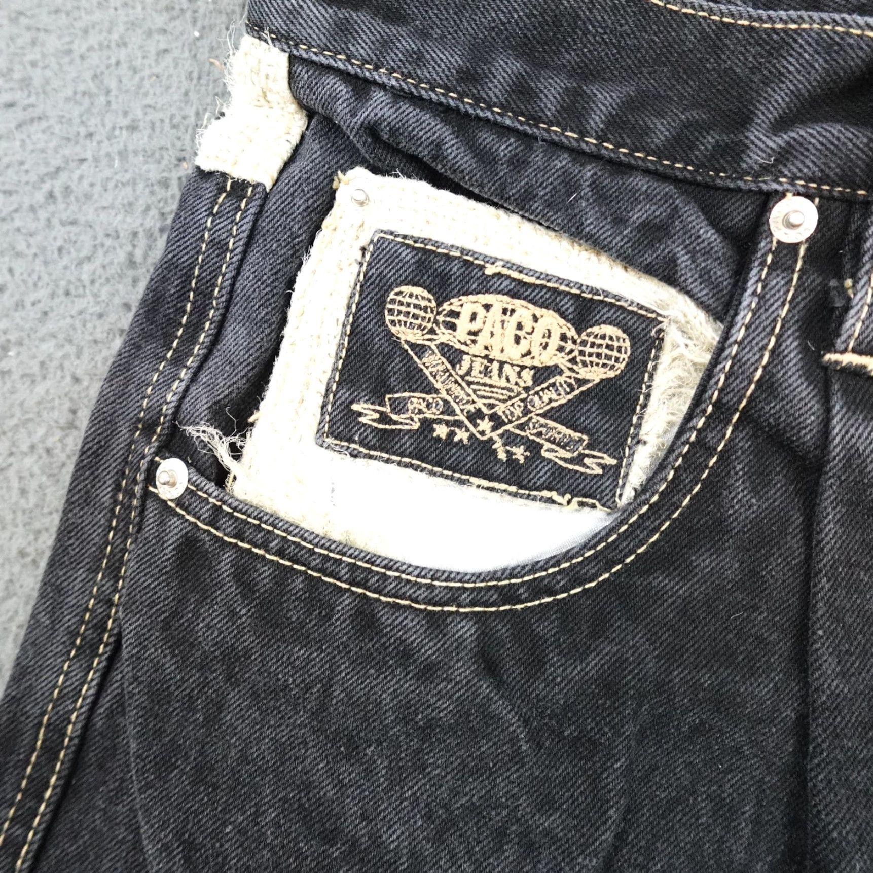 Vintage VINTAGE Paco Sports Jeans Mens 36 Charcoal Gray 90s Distressed Baggy 90s Y2K Jeans Mens 36 Vintage Size US 36 / EU 52 - 3 Thumbnail