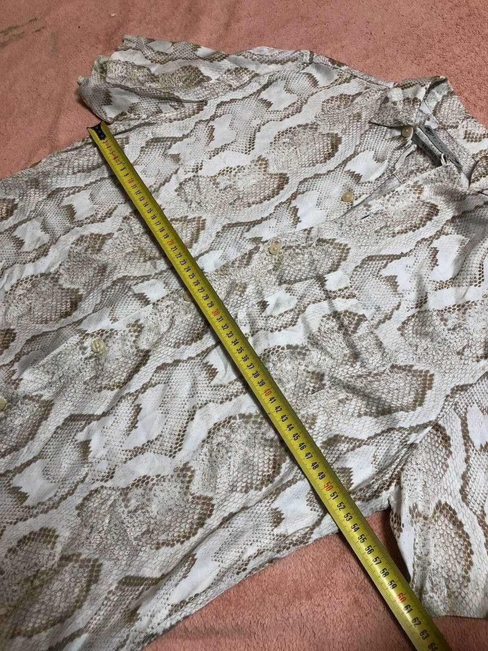Allsaints Allsaints Shredded Python Print Button Down Camp Shirt Size US S / EU 44-46 / 1 - 8 Thumbnail