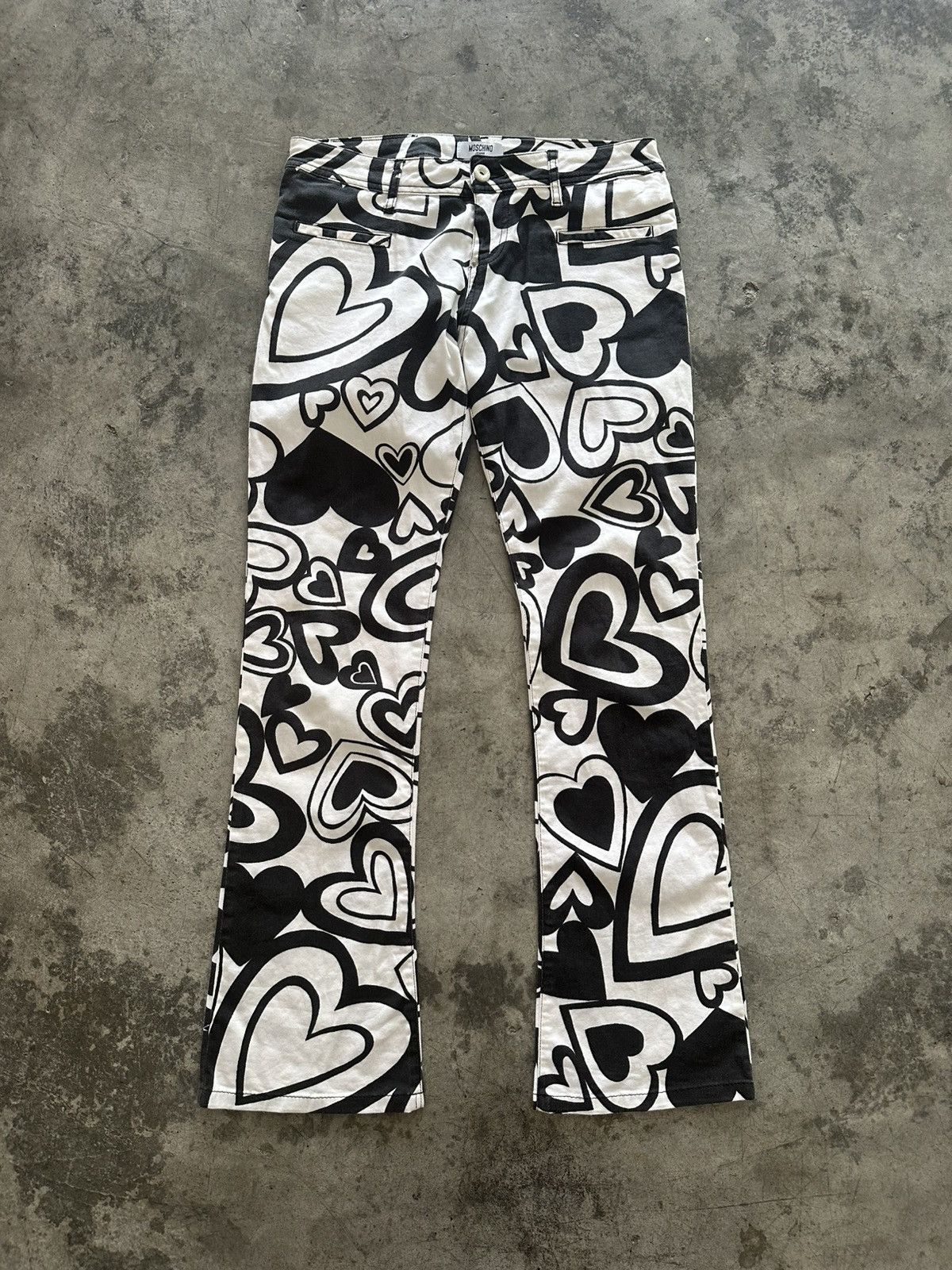 Moschino Moschino Flare Jeans Heart Monogram Size 30" / US 8 / IT 44 - 1 Thumbnail