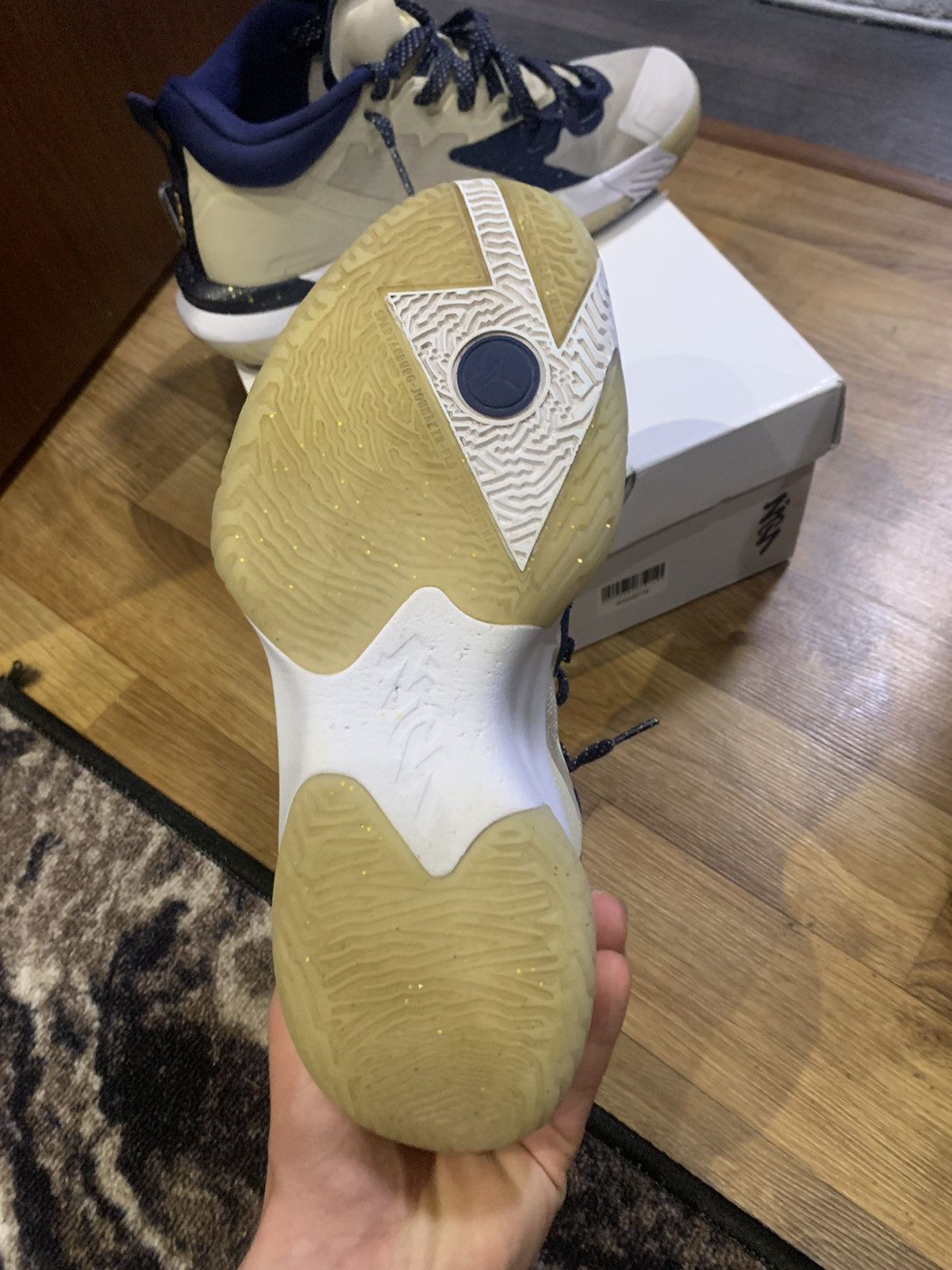 Jordan Brand JORDAN ZION 1 Size US 8 / EU 41 - 4 Thumbnail