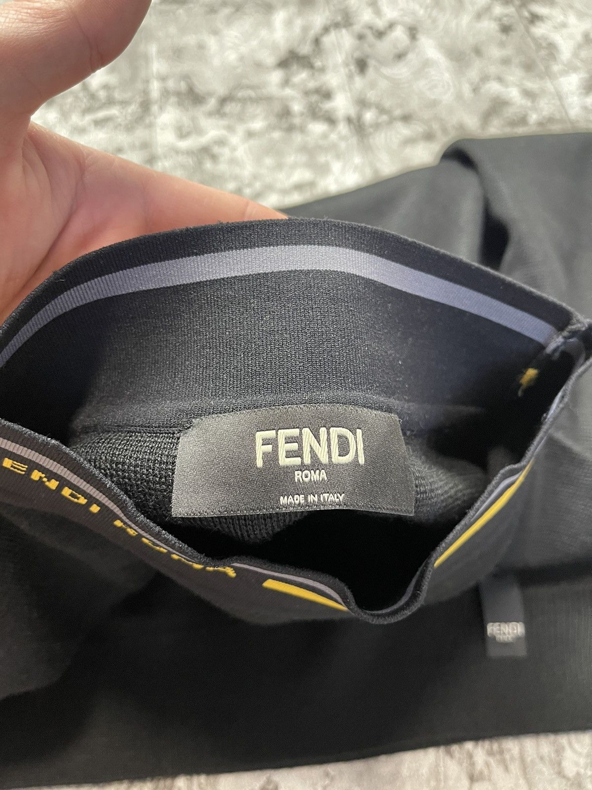 Fendi Fendi Wool Knit Sweater (Pullover) Made in Italy Size 46 (S) Size US S / EU 44-46 / 1 - 14 Thumbnail