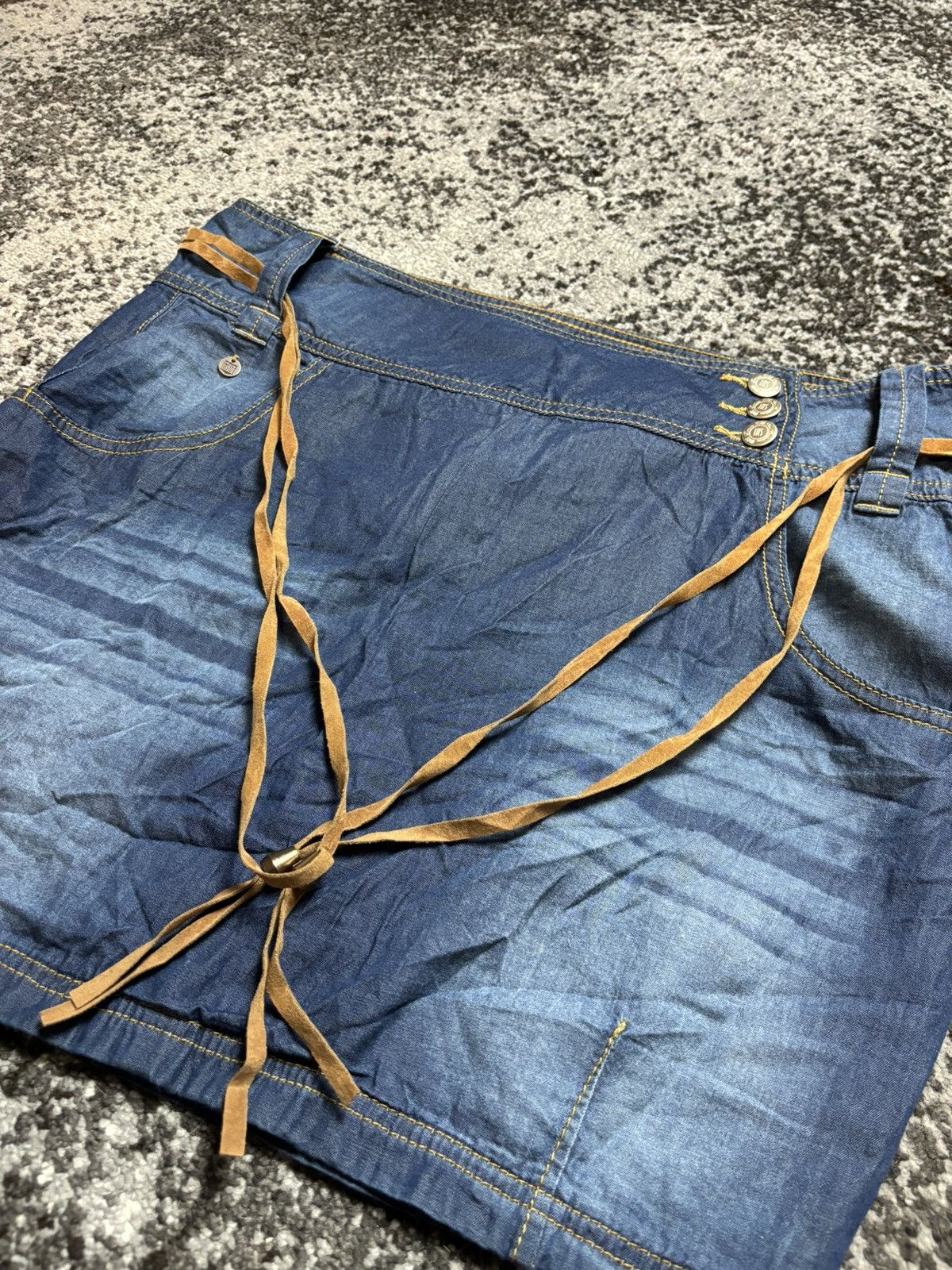 Japanese Brand × Vintage Vintage Y2K Inside women baggy denim mini skirt Size 34" / US 12 / IT 48 - 1 Thumbnail