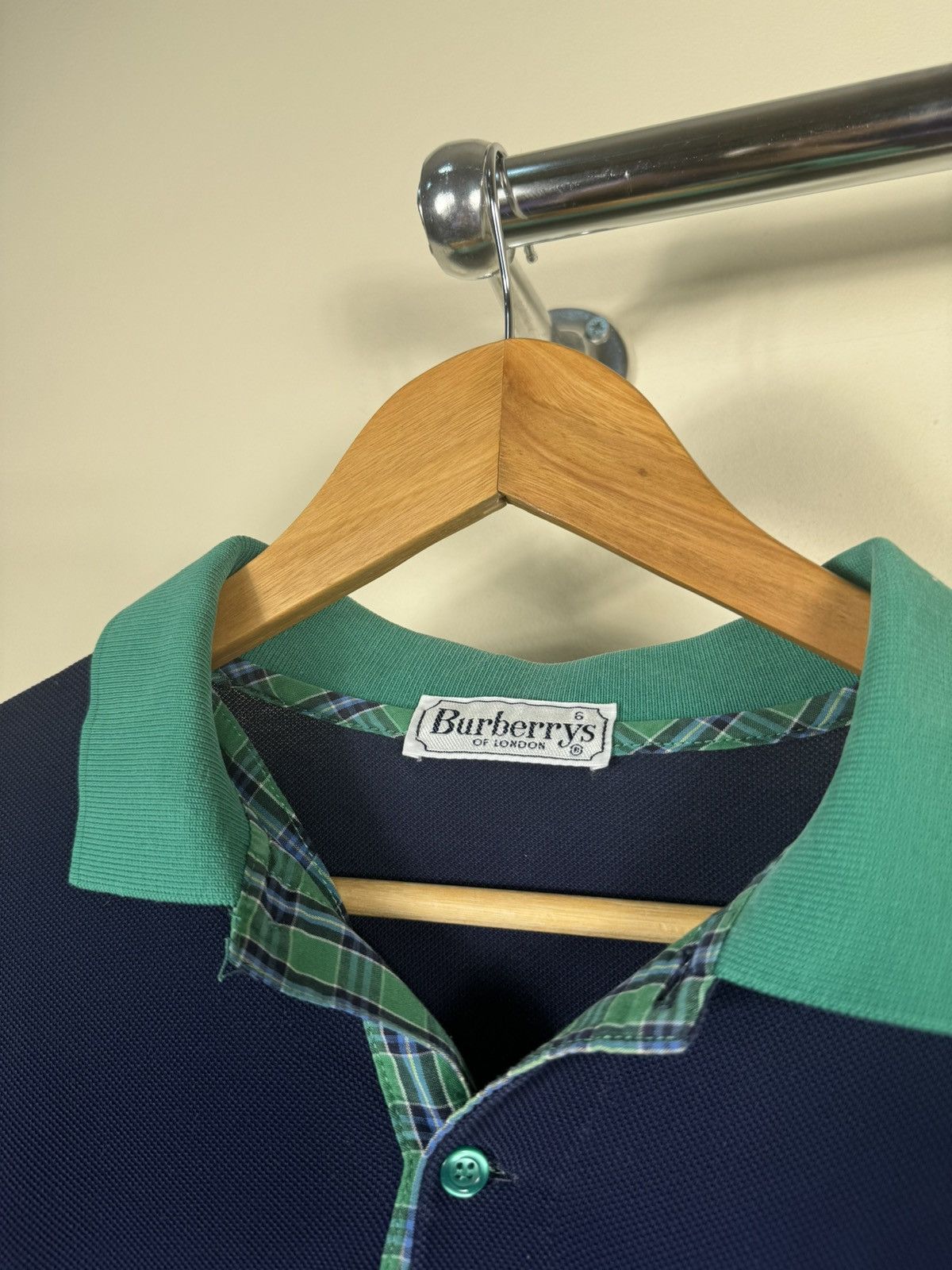 Burberry × Designer × Vintage Burberry’s London logo classic polo t shirt Size US L / EU 52-54 / 3 - 3 Thumbnail