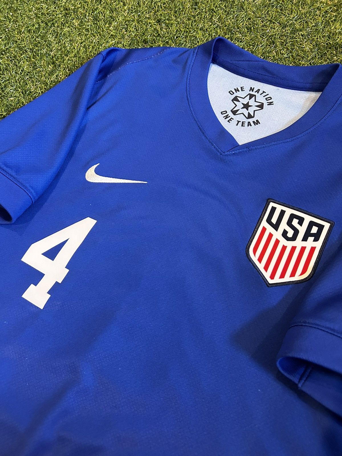 Nike 24/25 USA Adams Away Shirt Size US S / EU 44-46 / 1 - 4 Thumbnail