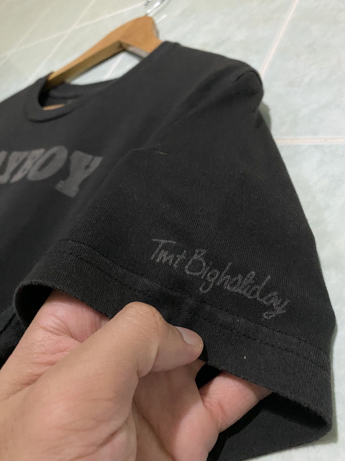 Japanese Brand × Playboy PLAYBOY Japan Tmt Bigholiday Sexy Model Tshirt Size US M / EU 48-50 / 2 - 5 Thumbnail