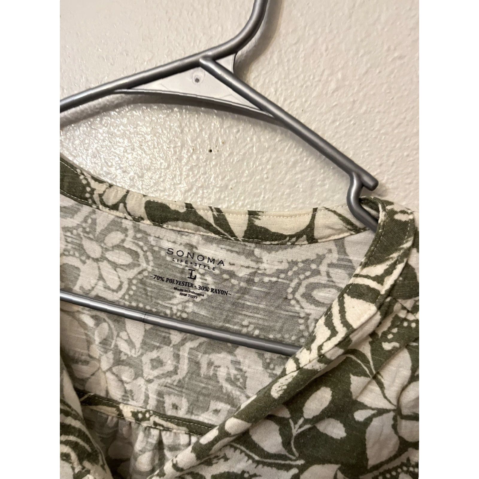 Gloverall Nike Shirt, Sonoma Shirt, Womens, L, Green, Sleeveless, V-Neck, Allover Print, Floral, Casual, Regular fit, T-Shirt, 90s? Size L / US 10 / IT 46 - 3 Thumbnail