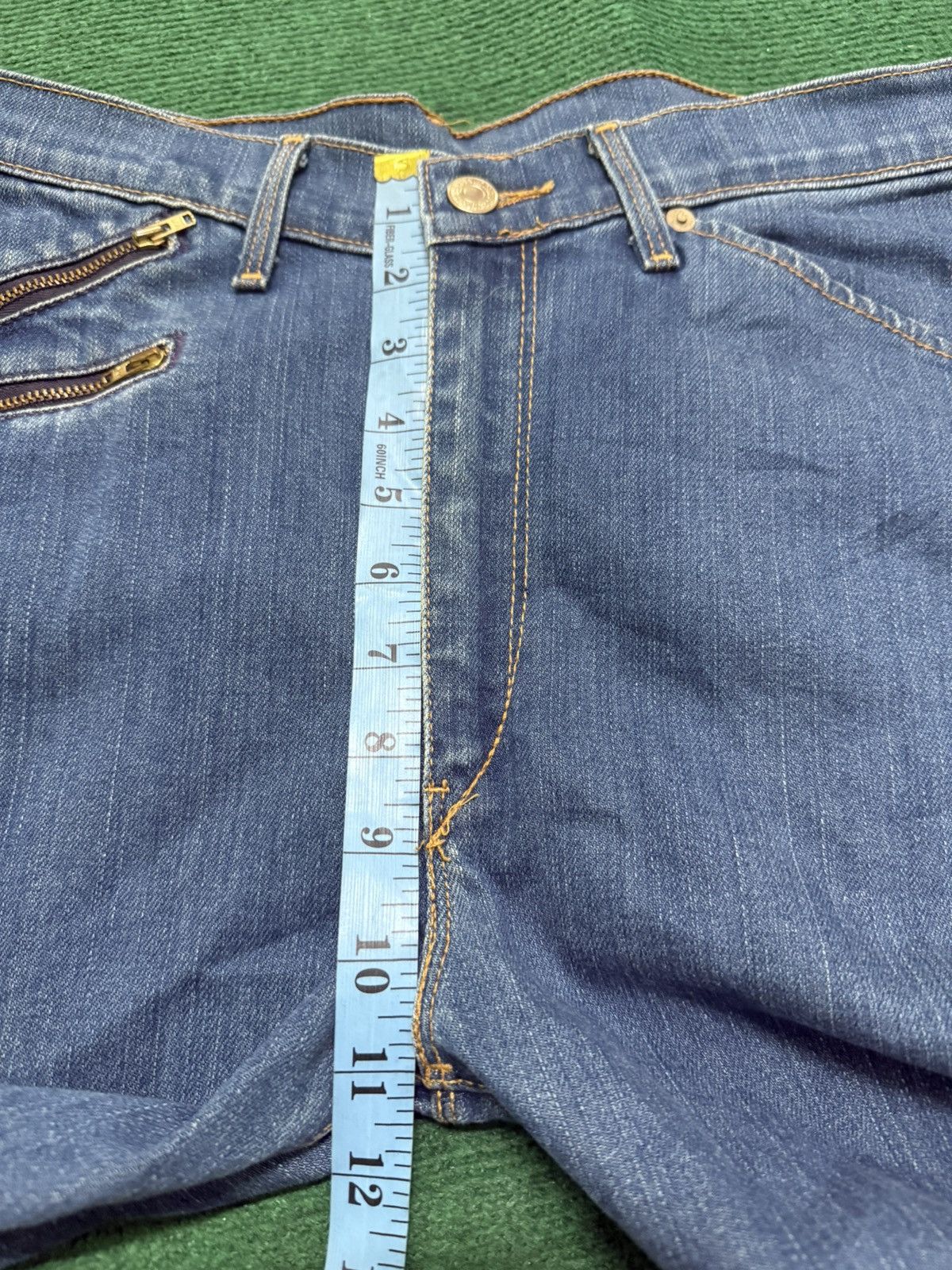 Levi's Vintage Levis Red Twisted Leg Size US 32 / EU 48 - 15 Thumbnail