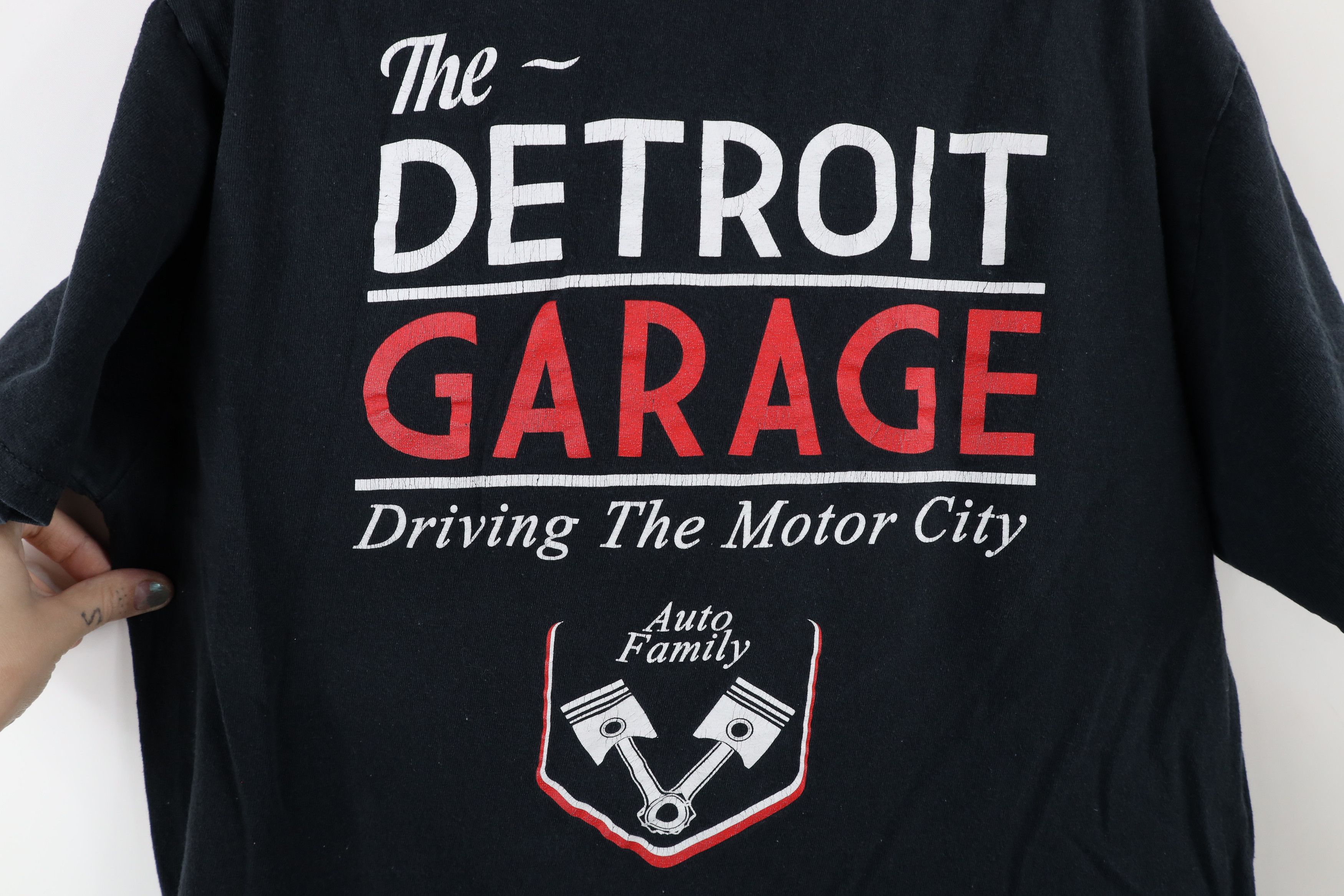 Vintage Vintage The Detroit Garage Motor City Pocket T-Shirt Size US M / EU 48-50 / 2 - 10 Thumbnail