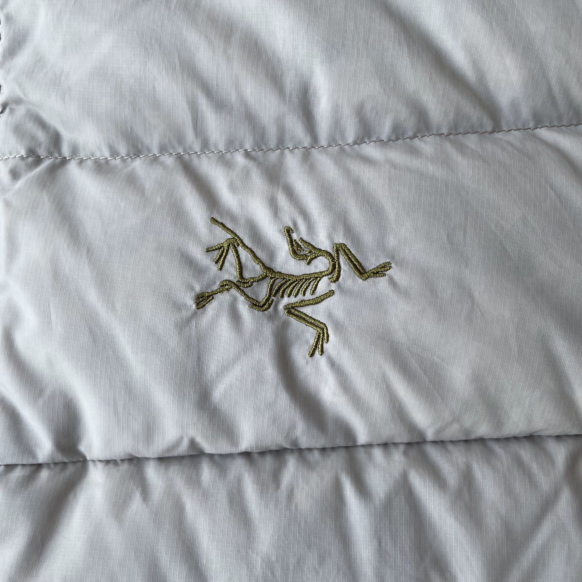 Arc'teryx Arcteryx Thorium Ar 750 Logo Wmns M 98 New Puffer Size L / US 10 / IT 46 - 4 Thumbnail