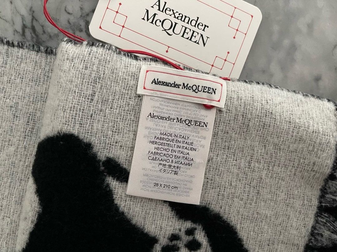Alexander McQueen Alexander McQueen skull scarf Size ONE SIZE - 6 Thumbnail