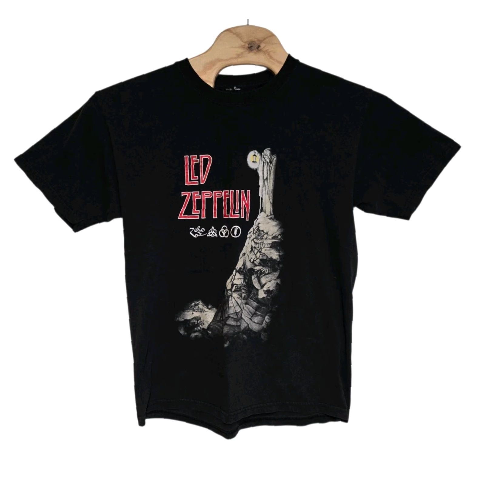 Hanes VINTAGE Led Zeppelin Mens T-Shirt L Black Zoso Stairway To Heaven 2005 Hanes Graphic Print Short Sleeve Crew Neck Regular Mens Band Rock T-Shirt Size US L / EU 52-54 / 3 - 2 Thumbnail