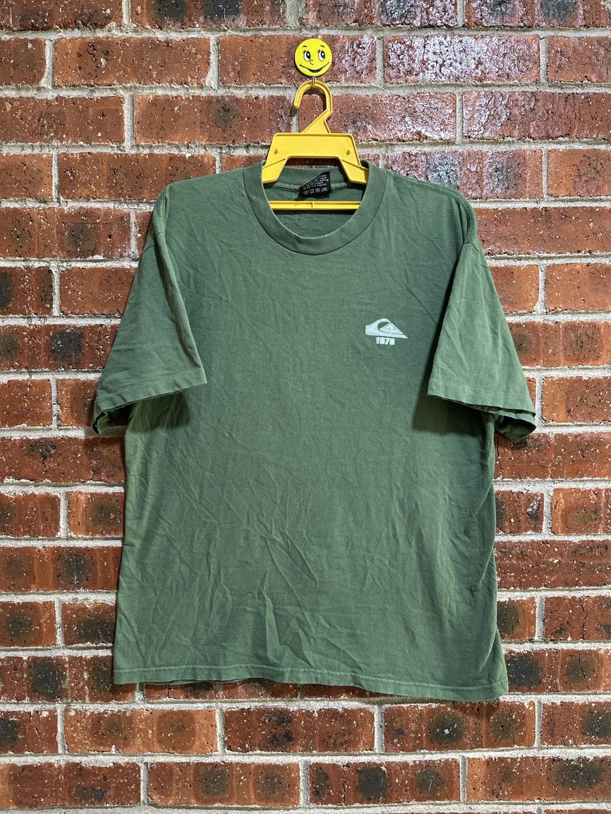 Quiksilver × Vintage Vintage 90s Quiksilver Surf Green Army Faded Tee Size US L / EU 52-54 / 3 - 2 Thumbnail