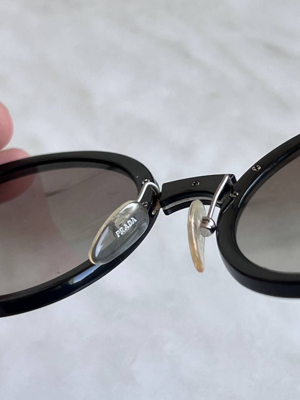 Prada Vintage Prada Sunglasses Black Eyewear's SPR 13U Avant-garde Size ONE SIZE - 5 Thumbnail