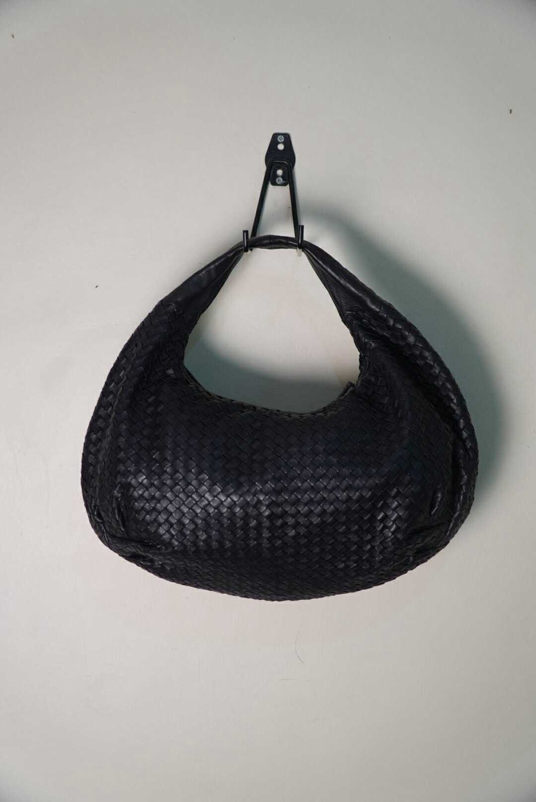 Bottega Veneta Bottega Veneta Belly Hobo Bag Intrecciato Black Leather Size ONE SIZE - 1 Thumbnail