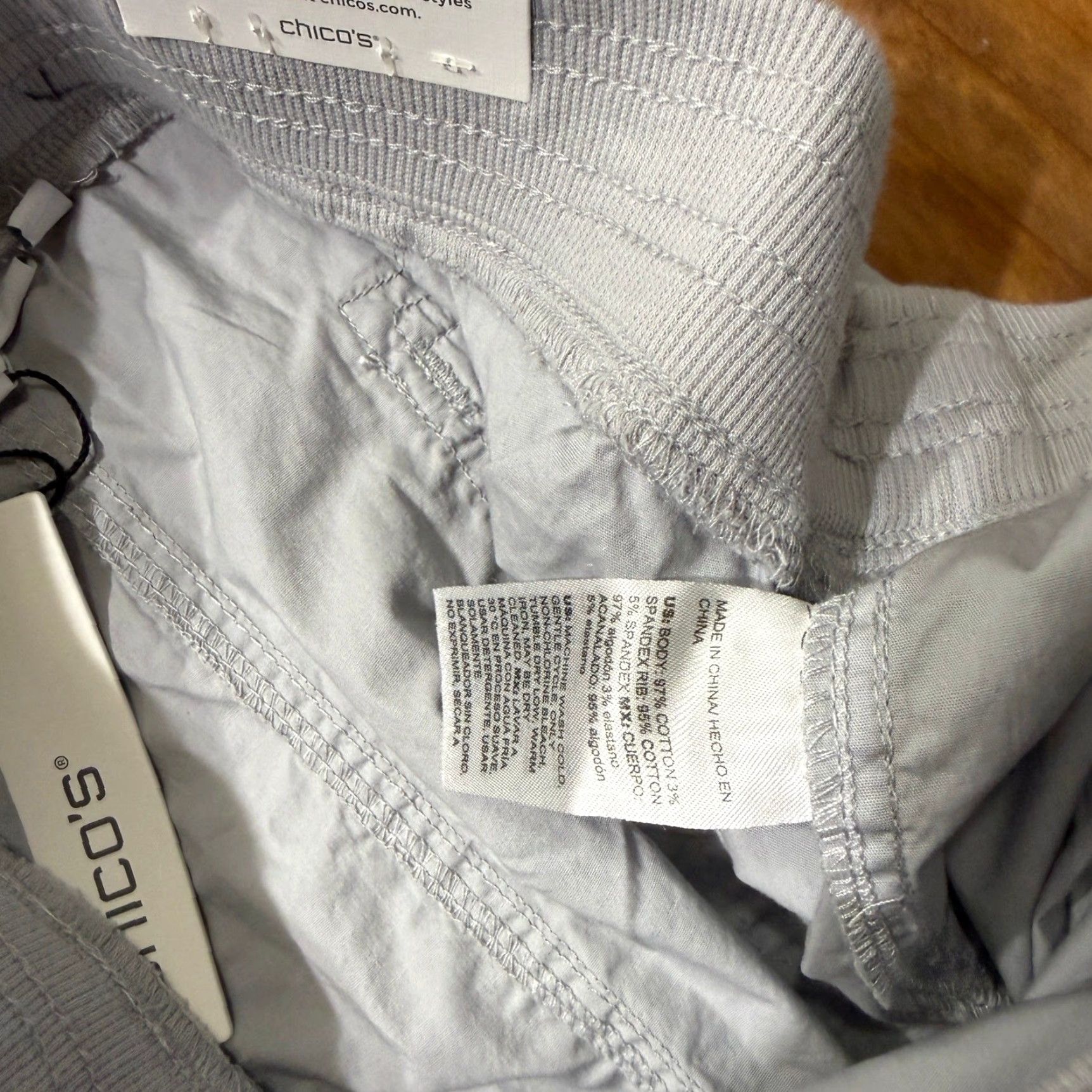 Vintage NEW Chico's Women's Pants 3 XL Pull on Capri Crop Dove Gray Cotton Casual J14 Size 40" / US 18 - 5 Thumbnail